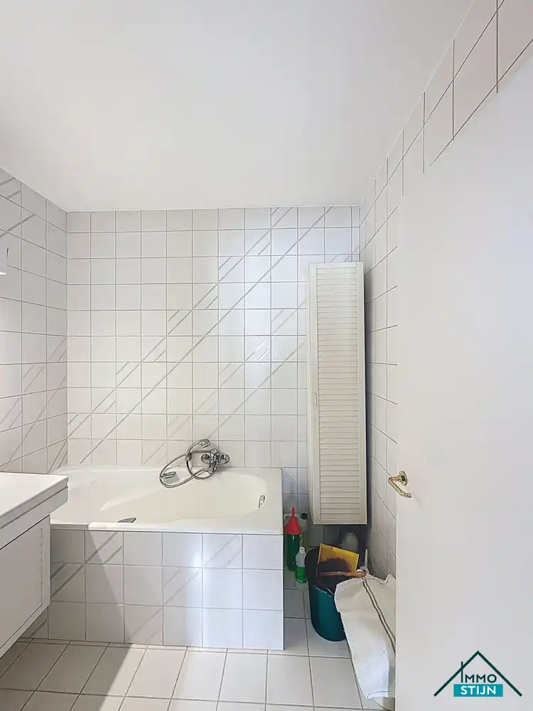 Studio met garage foto 9