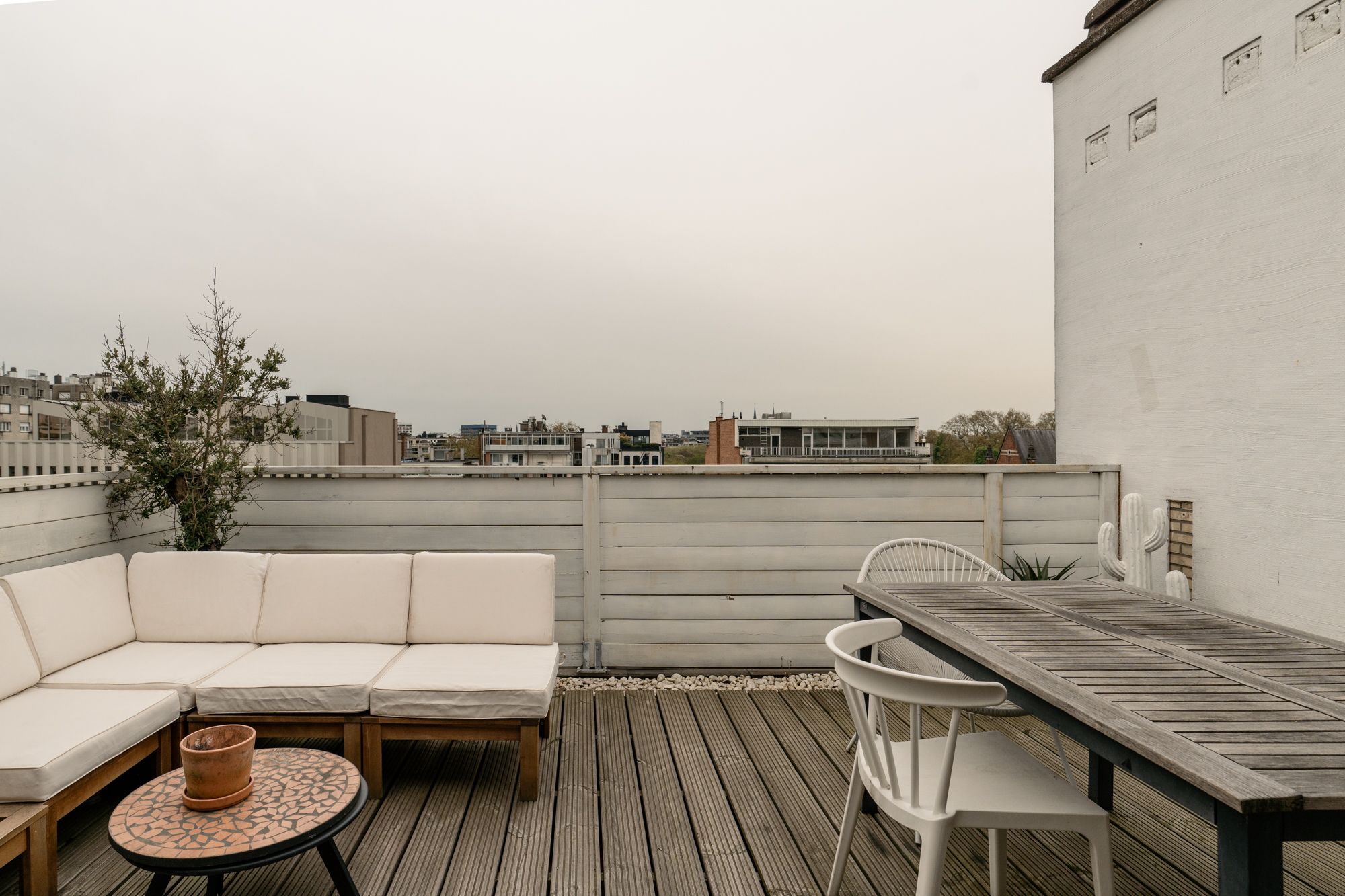 Penthousje met ambiance zoals in het zuiden van Frankrijk, maar dan aan de Frankrijklei foto 13