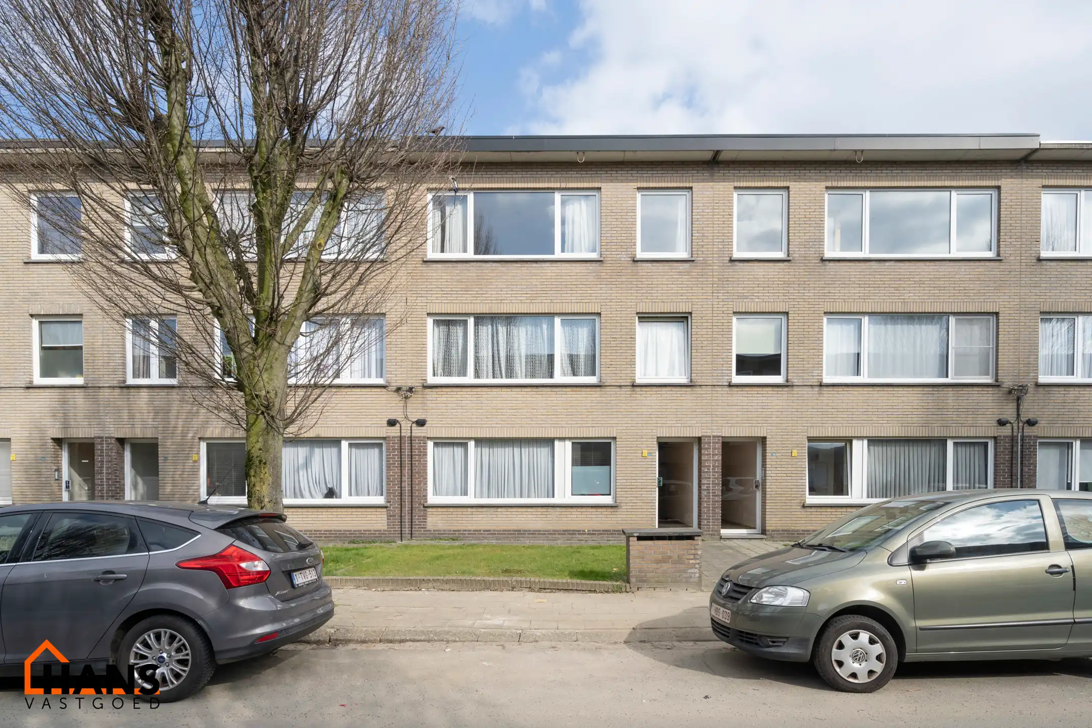 Gerenoveerd gebouw met 3 appartementen foto 3
