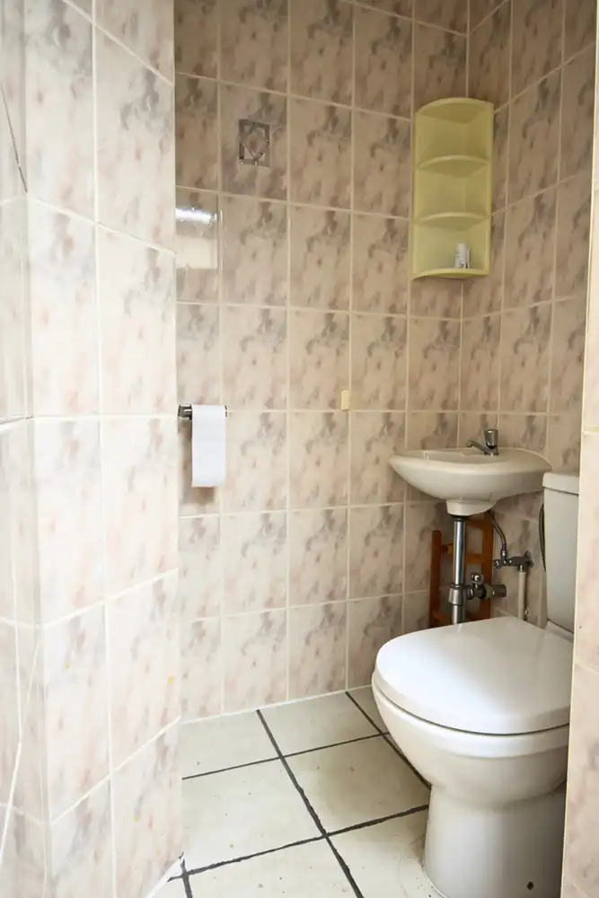 Studio met aparte slaapkamer in het centrum van Sint-Pieters-Leeuw foto 5