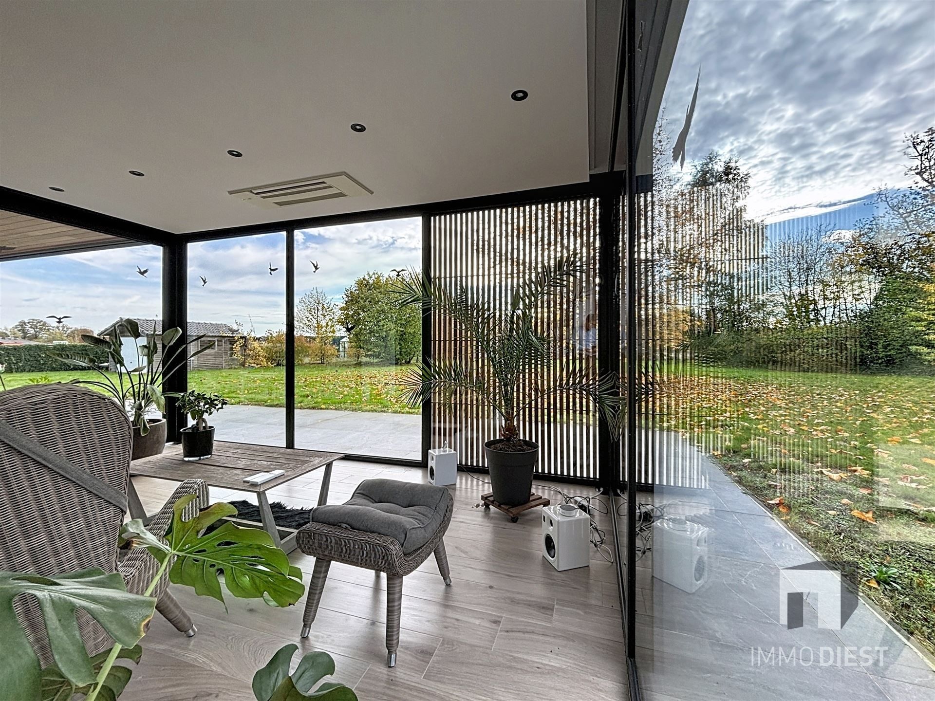 Villa met 5 slpk op 74,11are en zuidgerichte tuin foto 24