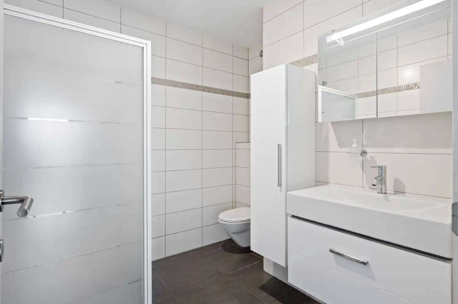 Mooi 2-slpk appartement in de stijlvolle residentie 't Eyserhof te Wijnegem. foto 14