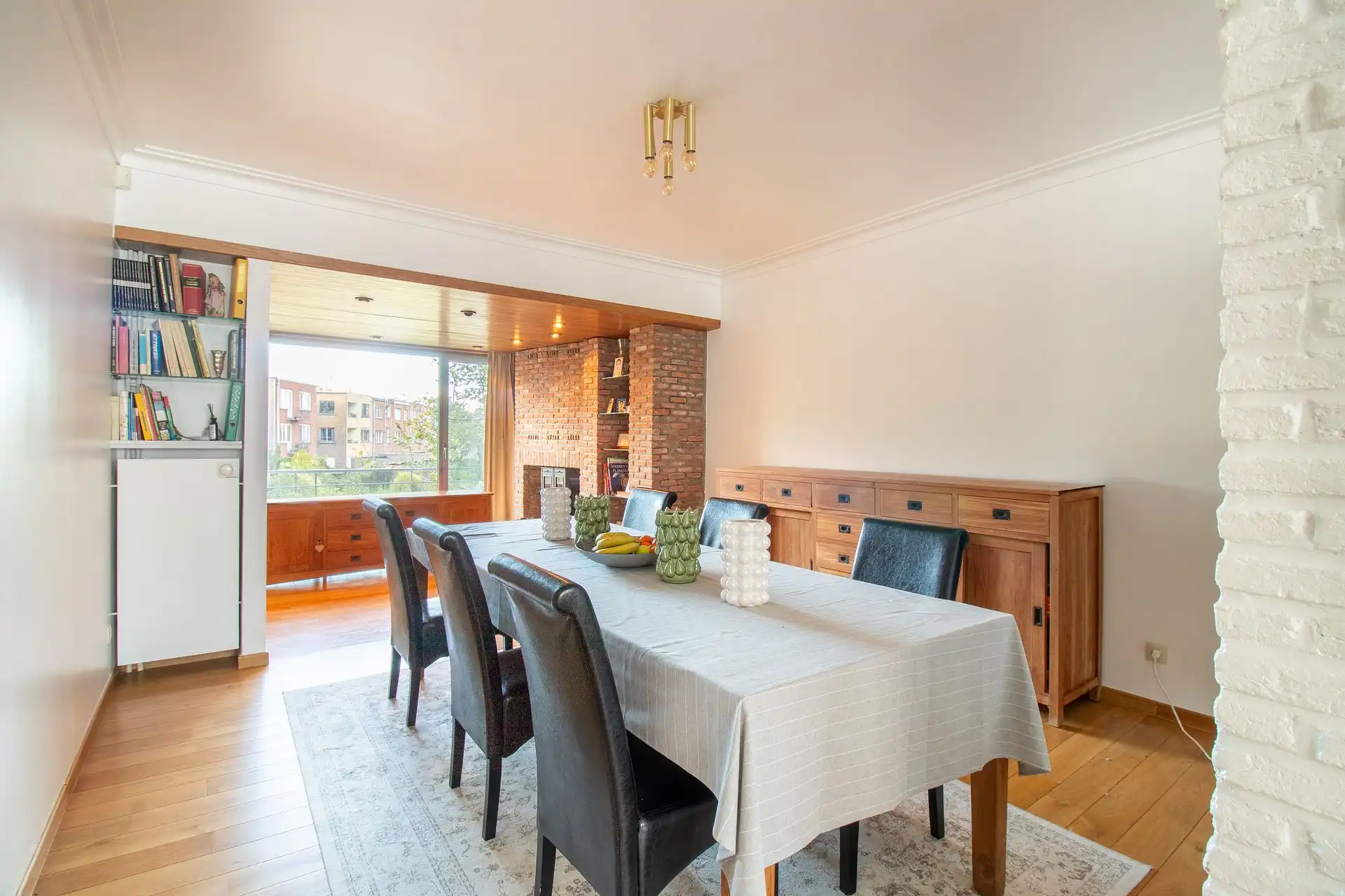 Handelspand met ruim duplex appartement foto 5