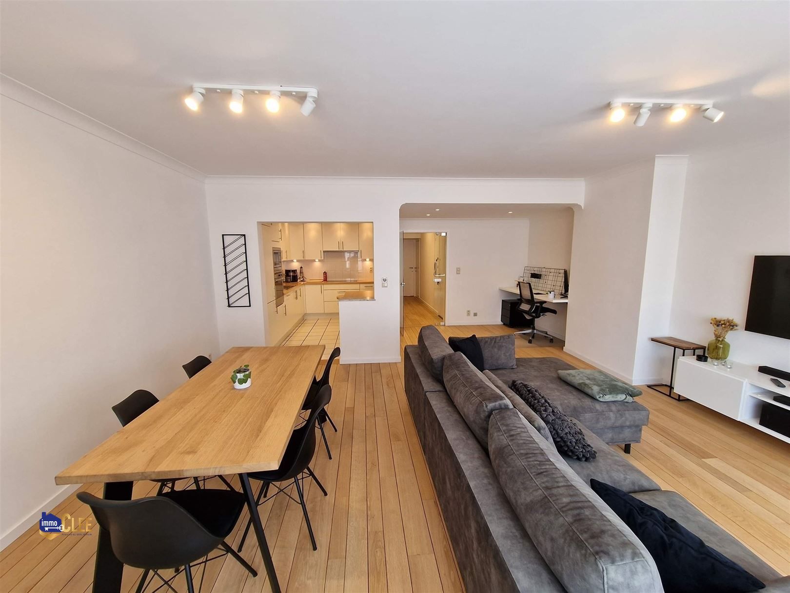 Appartement met 2 slpks in centrum van Sint-Truiden foto 7