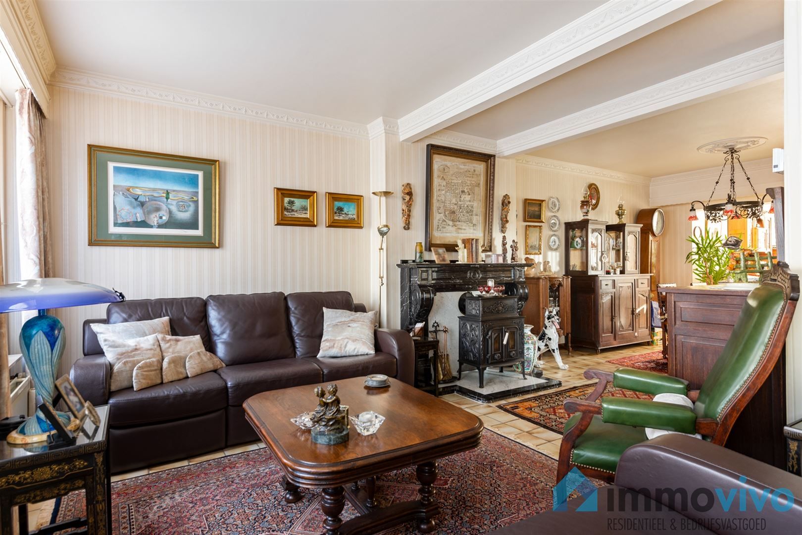 Ruime half-open bebouwing met 6 slpk's, tuin en 2 garageboxen foto 5