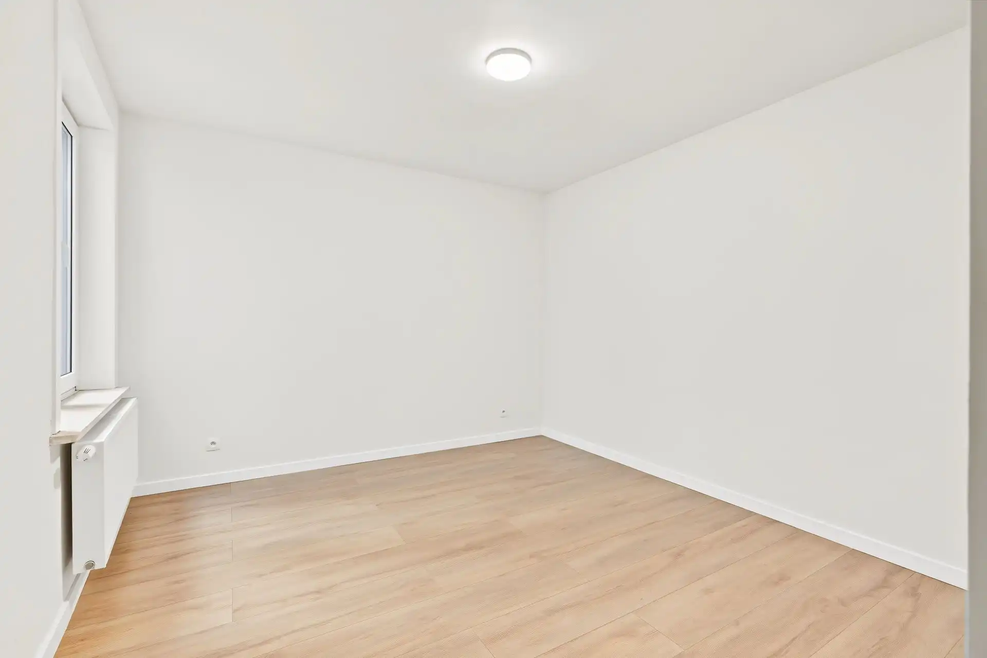 Instapklaar appartement in het hartje Sint-Niklaas foto 11