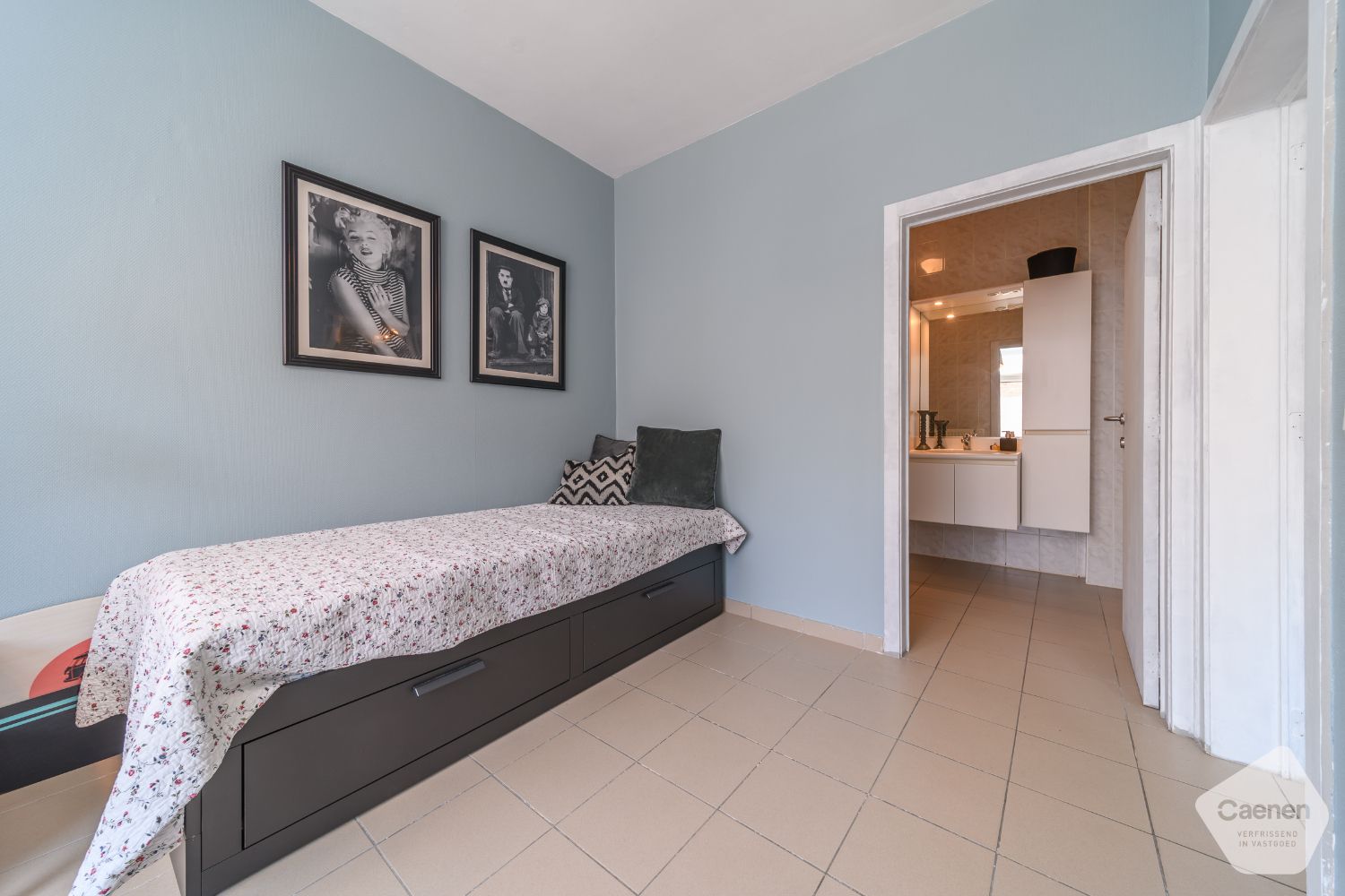 Gemeubeld, gezellig en modern 1-slaapkamerappartement in het hart van De Panne foto 9