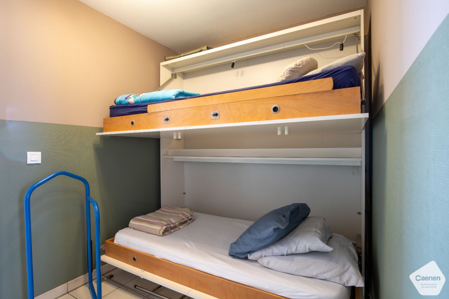 Zeer ruim doorzonappartement met 2 slaapkamers + slaaphoek foto 11