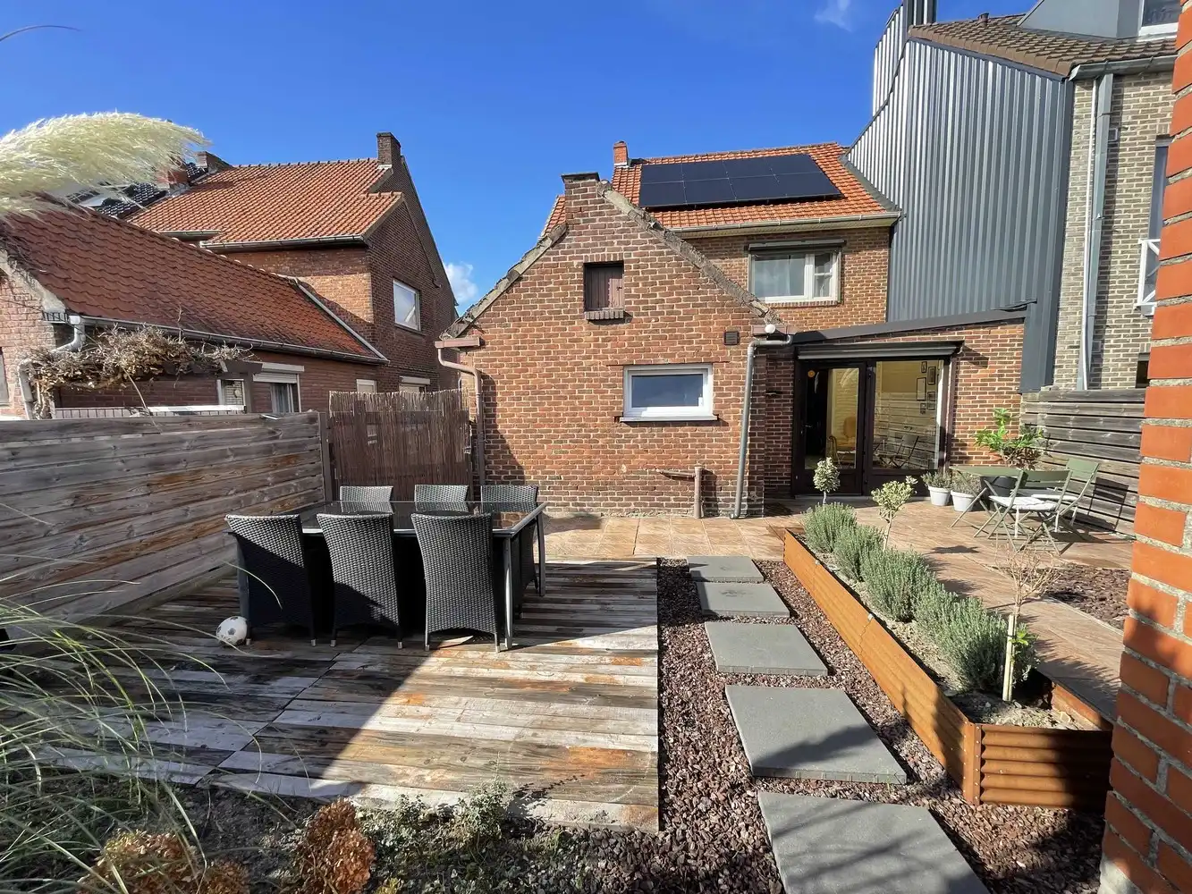 Instapklare gezinswoning met diepe tuin foto 20