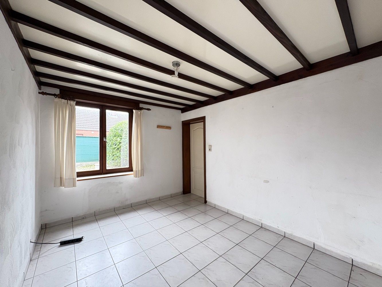 Instapklare woning met 3 slaapkamers en aparte garage foto 4