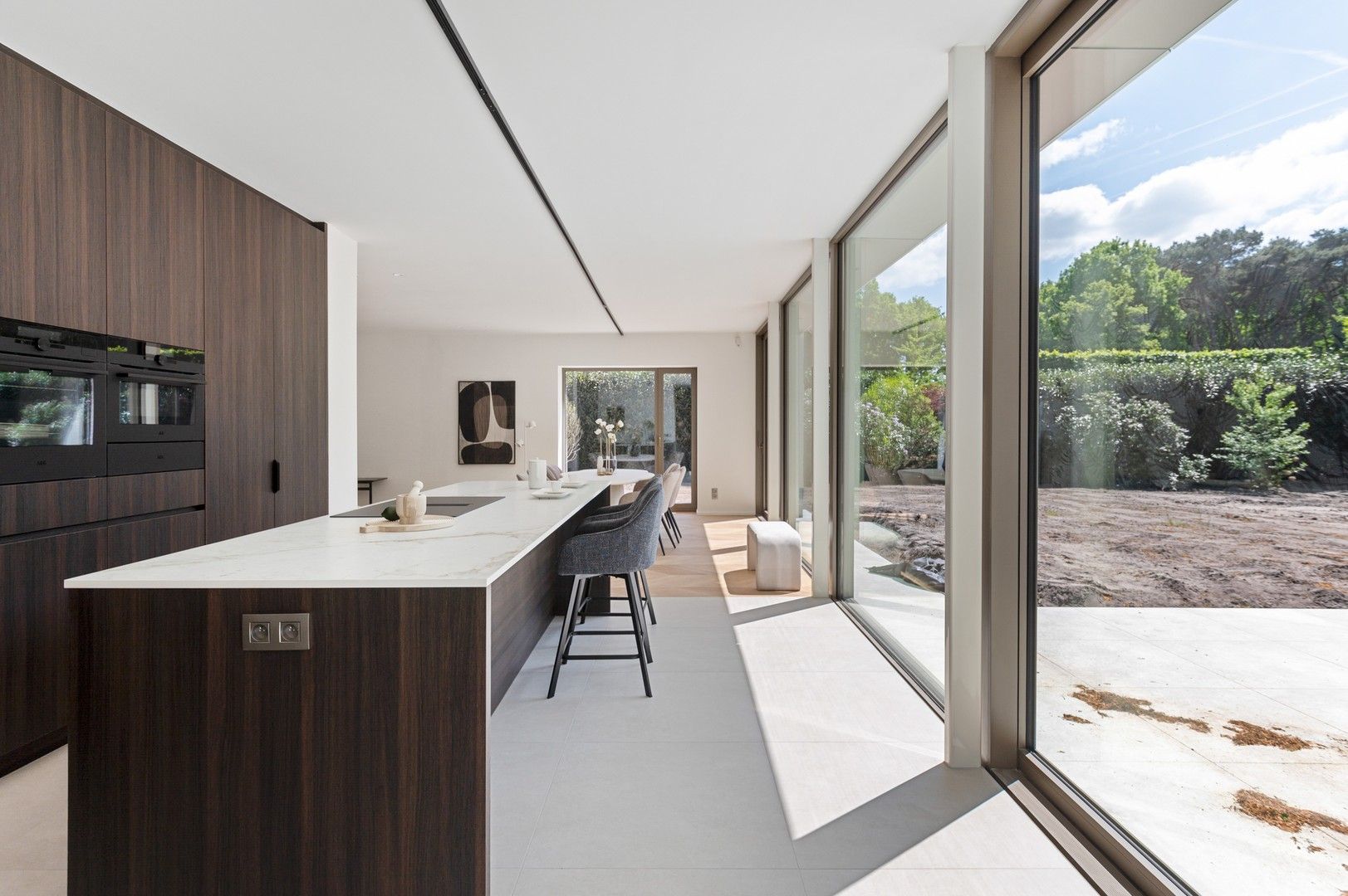 Moderne nieuwbouwvilla op prachtig perceel van 4.718 m² foto 12