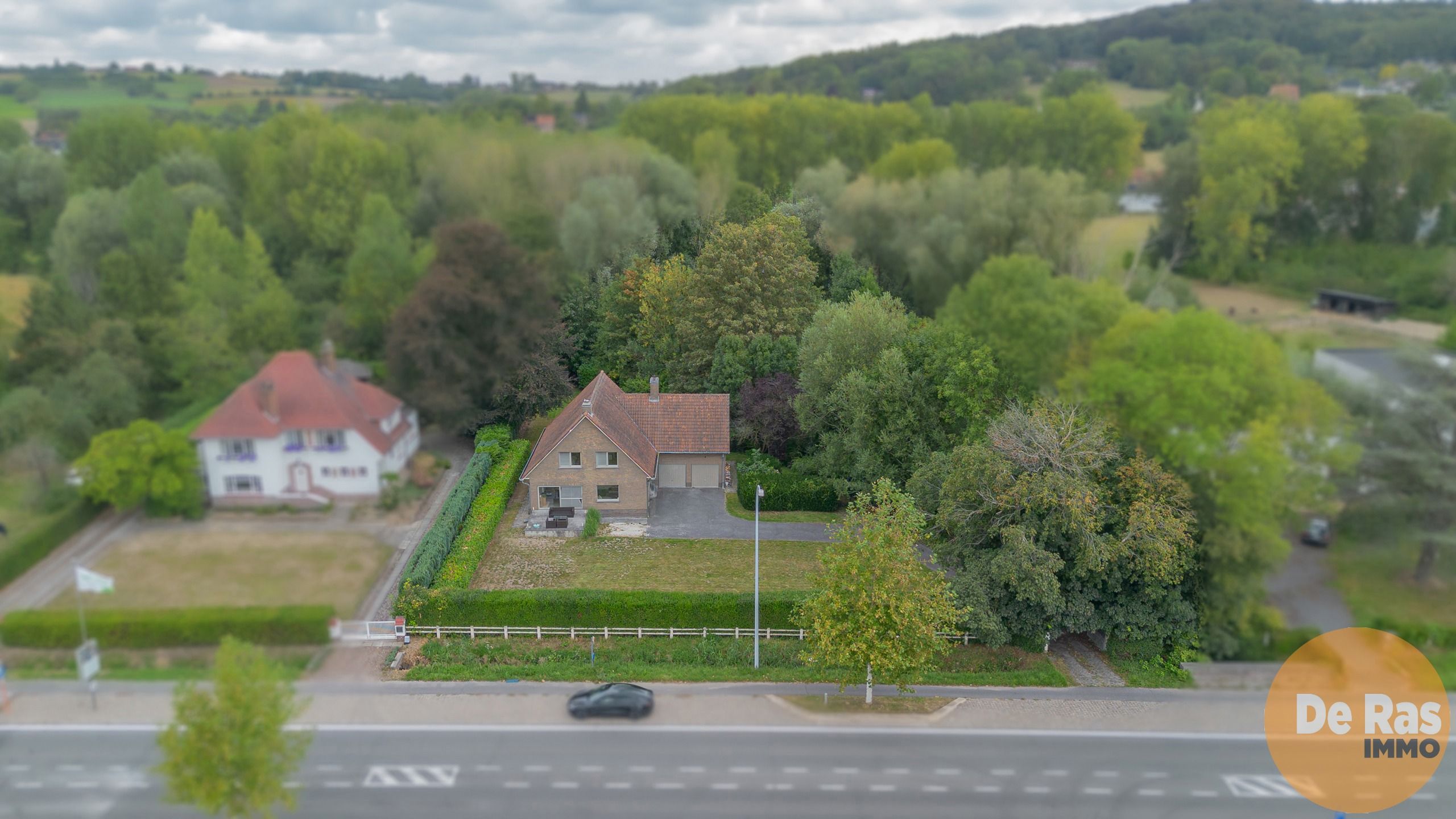RONSE – LICHTRIJKE INSTAPKLARE GEZINSWONING MET GROTE TUIN foto 23