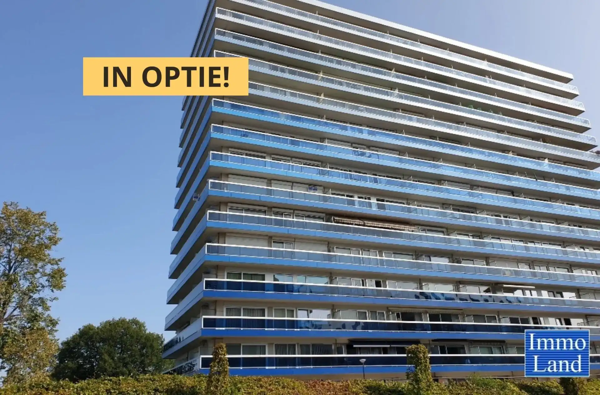 Instapklaar appartement met 2 + 1 slaapkamers. foto {{pictureIndex}}