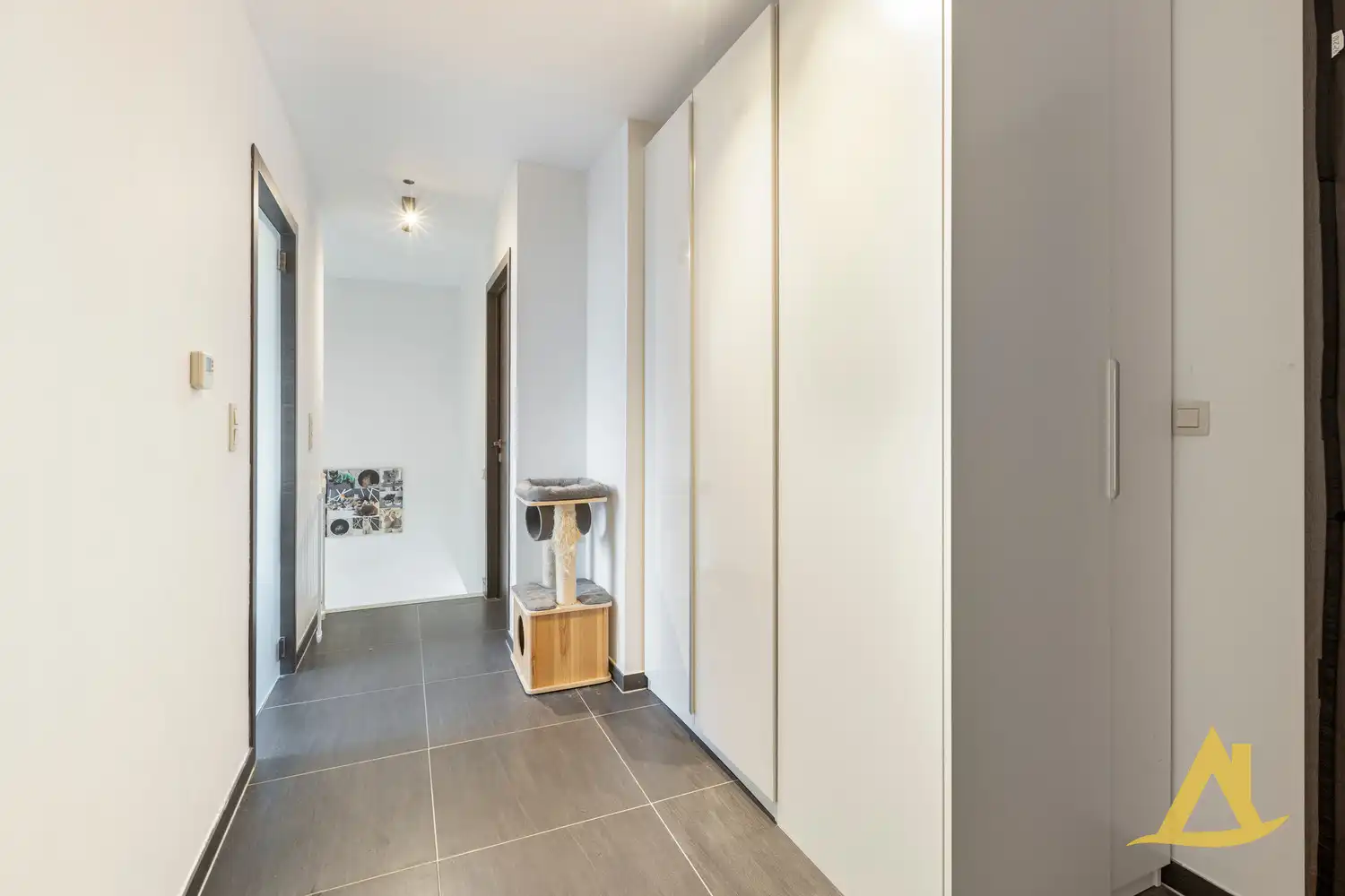 LUXUEUS, ENERGIEZUINIG APPARTEMENT MET 5 SLAAPKAMERS TE SCHAFFEN! foto 18