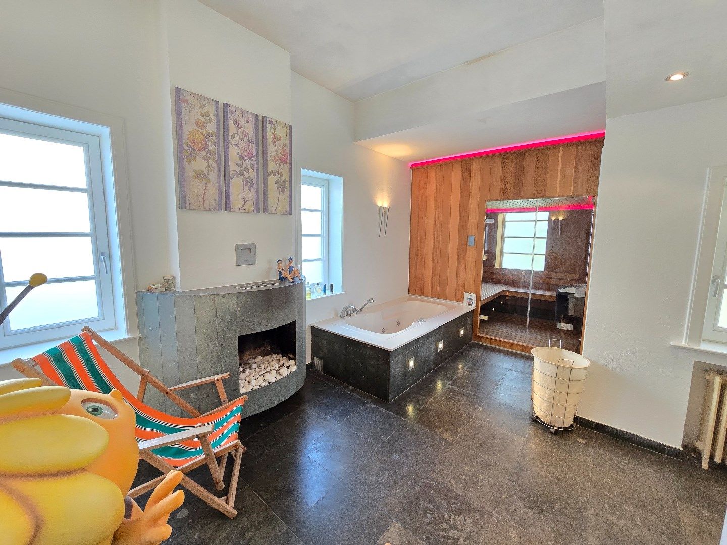 Woning 5 slpk's in de Dumontwijk foto 6