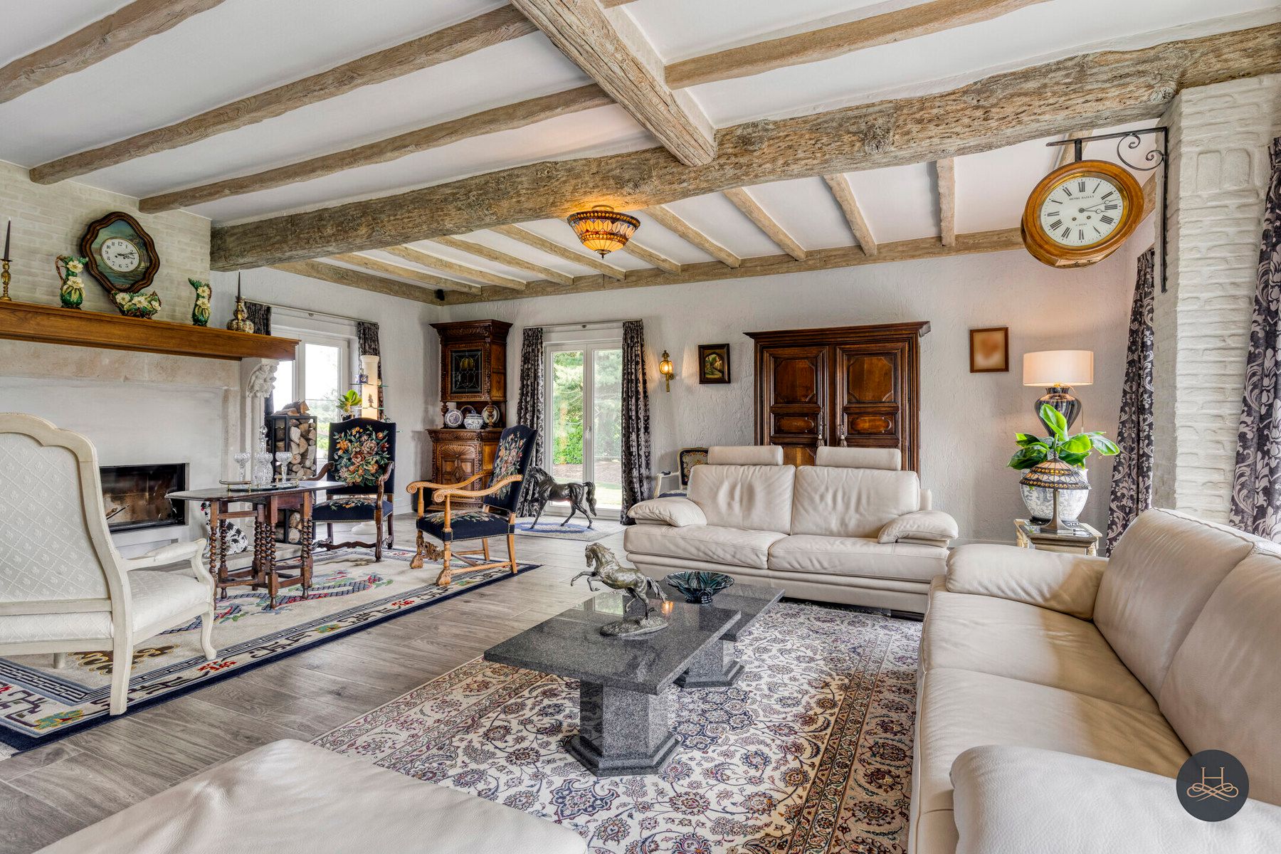 Charmante villa met open uitzicht en zwemvijver foto 6