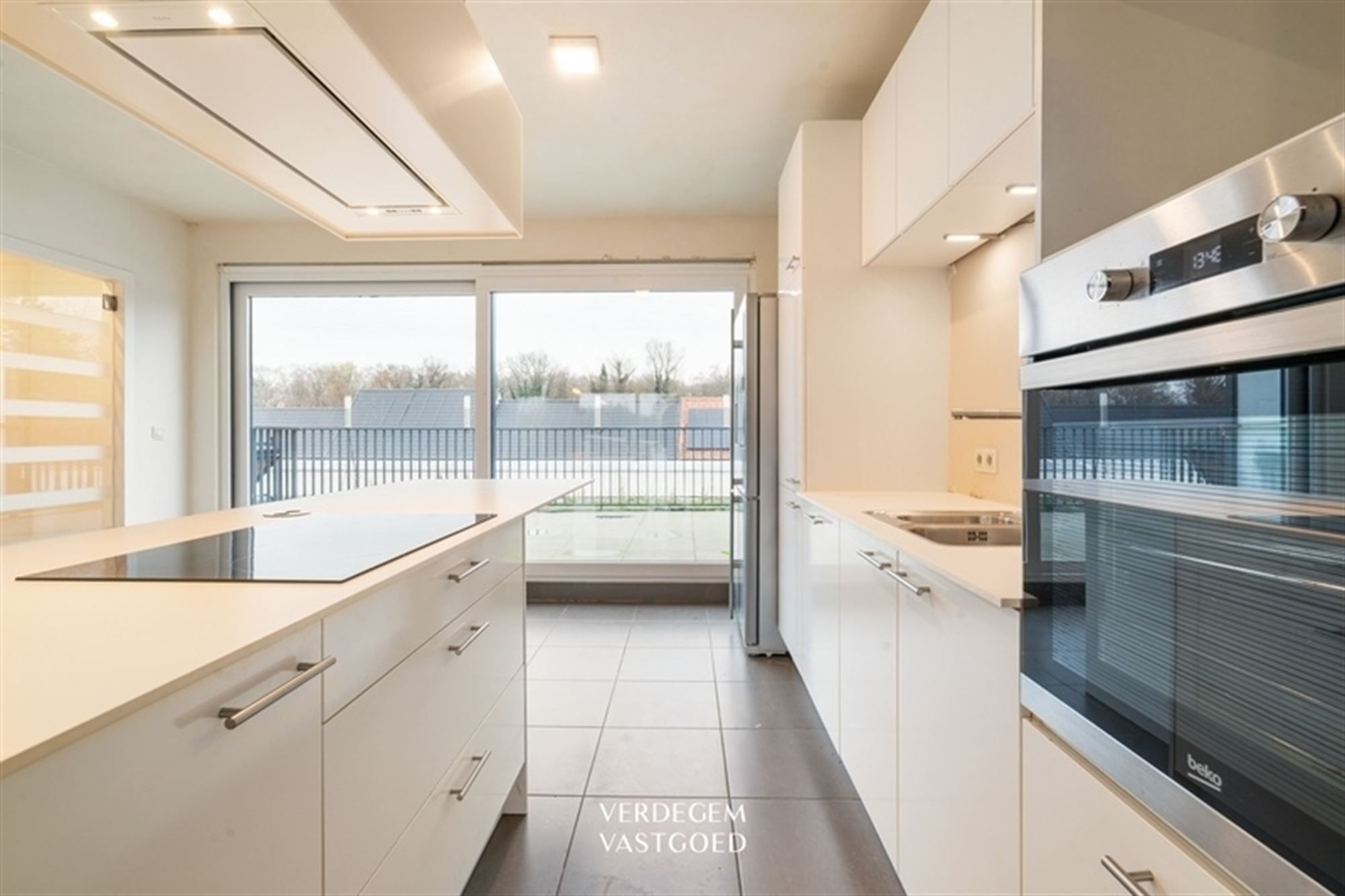 Mooi duplexappartement met 2 slaapkamers en groot terras foto 6