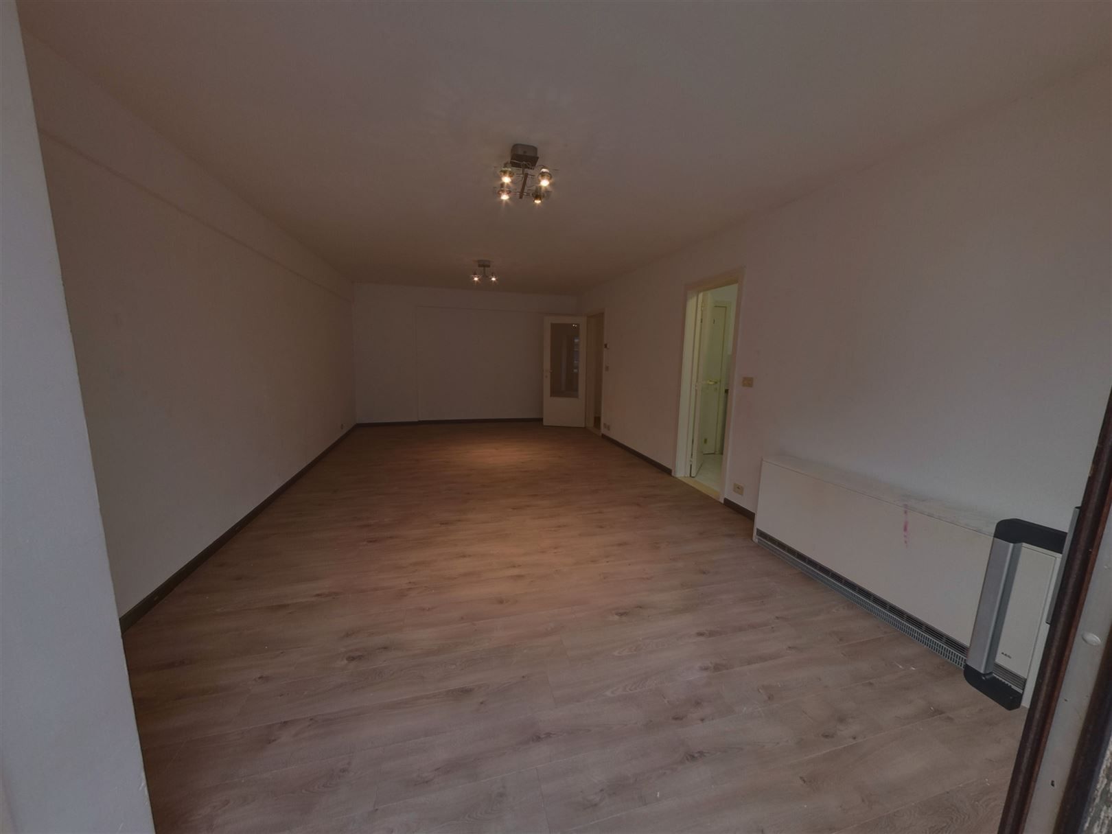 Te koop: Ruim appartement met zeezicht in Middelkerke. foto 2