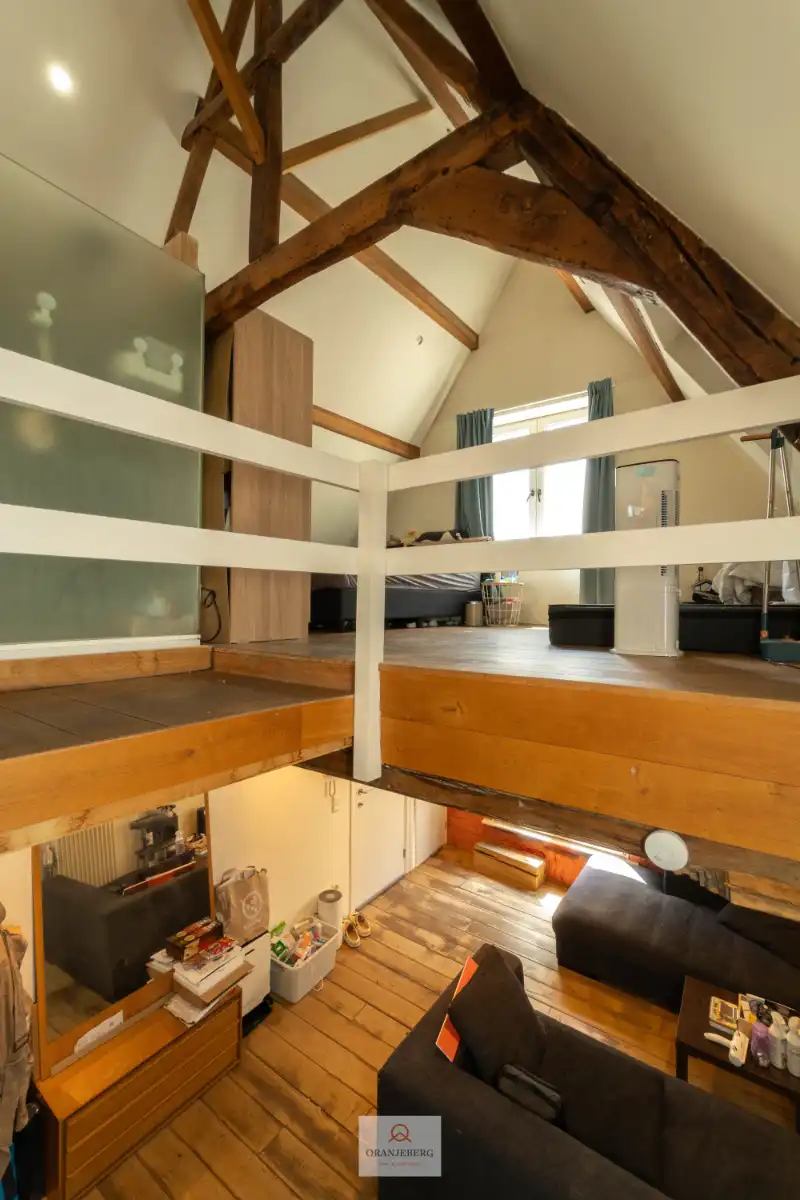 Charmant duplex appartement met ruim terras op toplocatie in het centrum foto 22