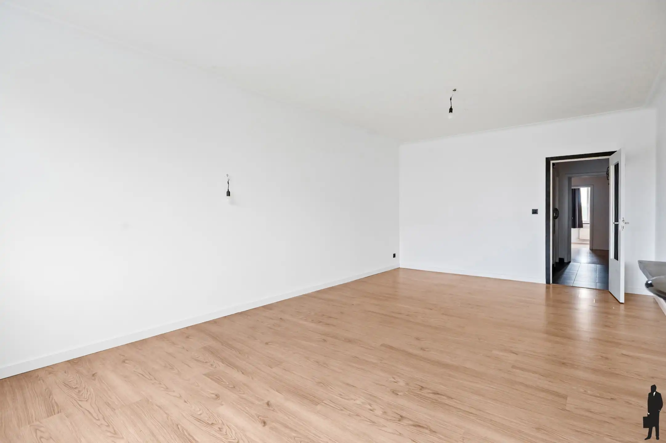 Instapklaar appartement met 2 slaapkamers te Wilrijk foto 4