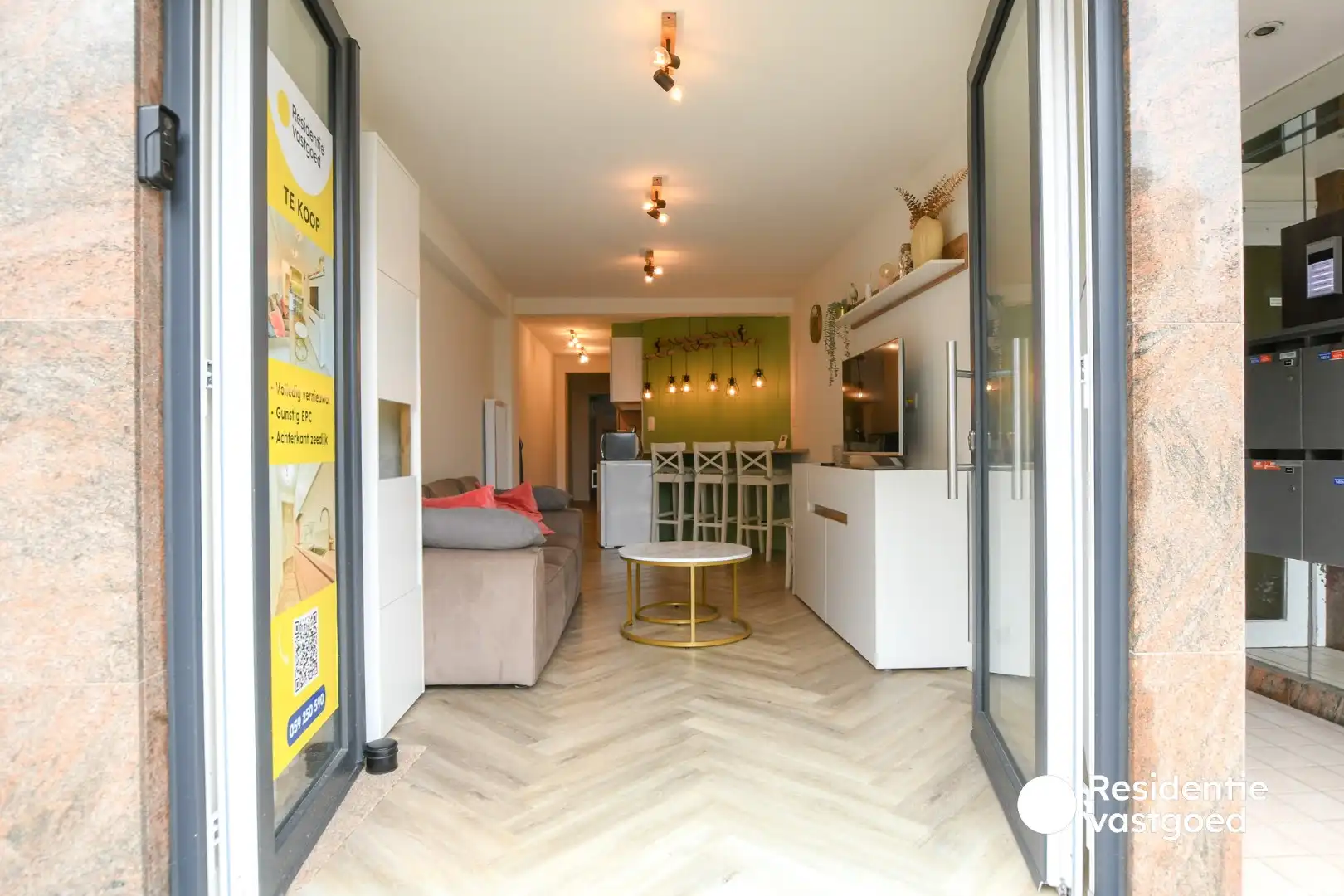 Volledig vernieuwd appartement te koop - achterkant zeedijk Wenduine! foto 15