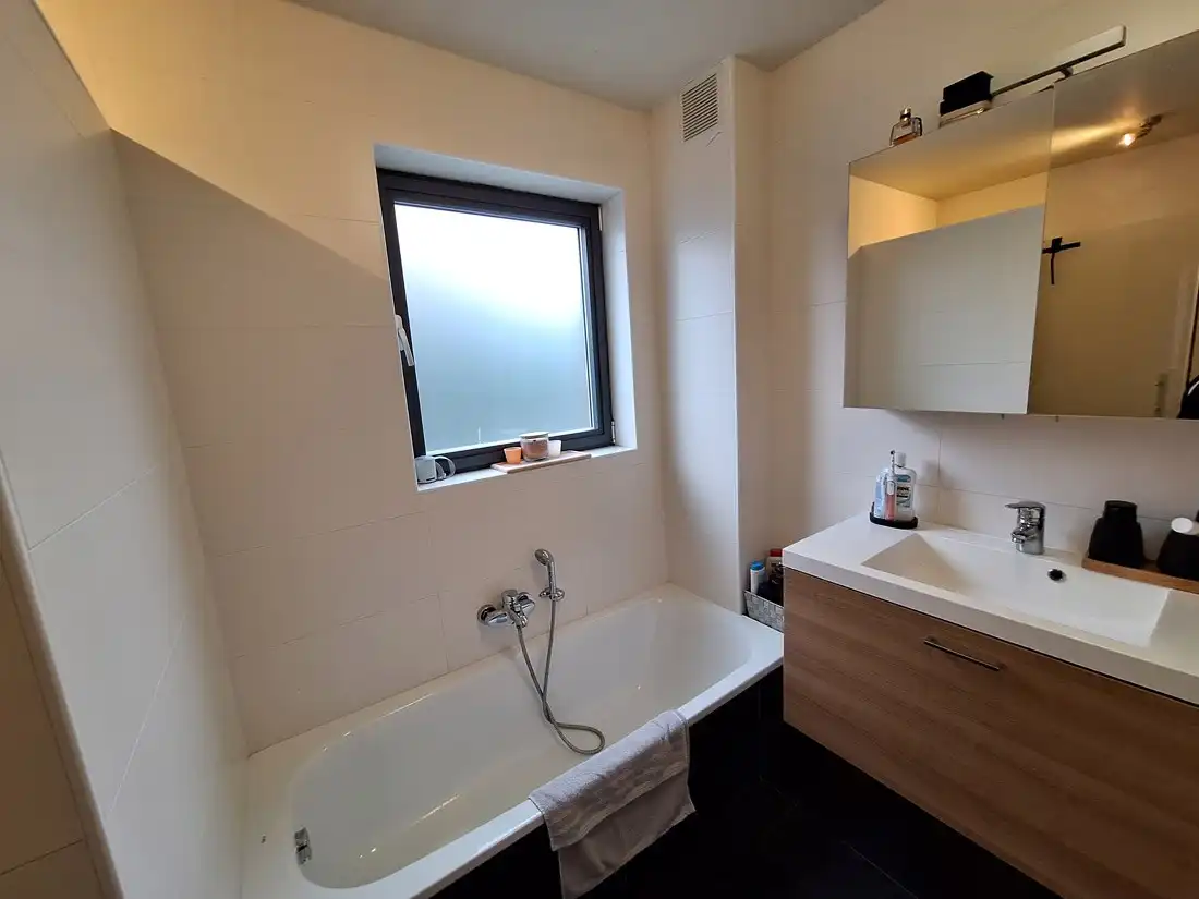 Modern gelijkvloers appartement te Lummen foto 11