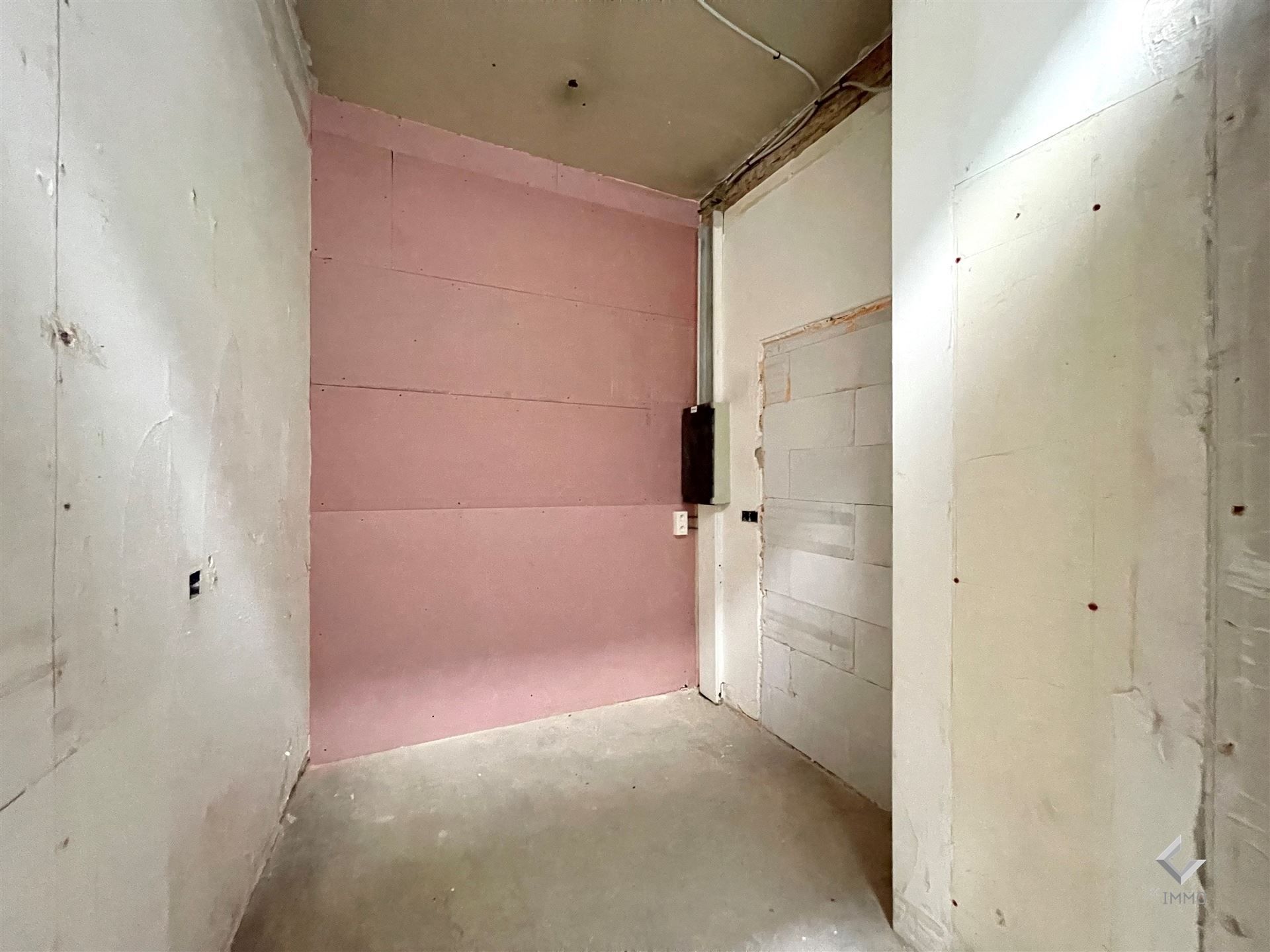 IN OPTIE: CASCO handelsruimte ca. 105m² op commerciële ligging! foto 7