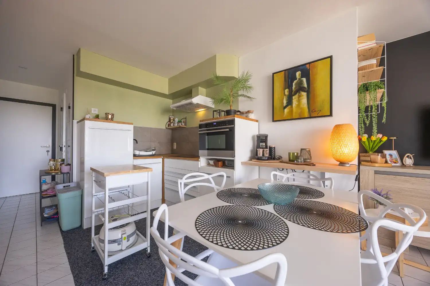 Gerenoveerde studio met zonnig terras te koop in Middelkerke foto 16