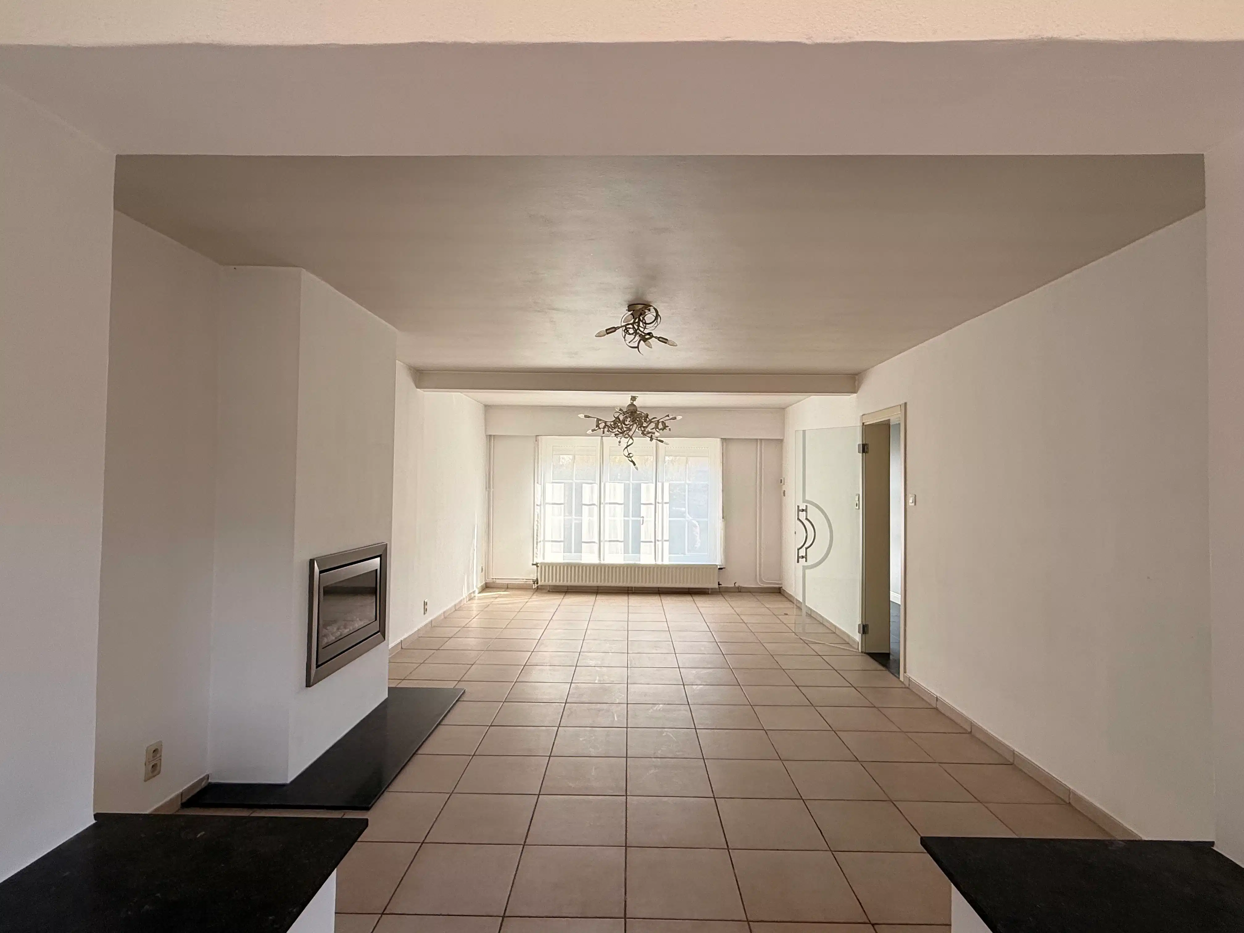 Charmante woning met 4 slaapkamers, tuin en achteruitweg in Puurs-Sint-Amands foto 4