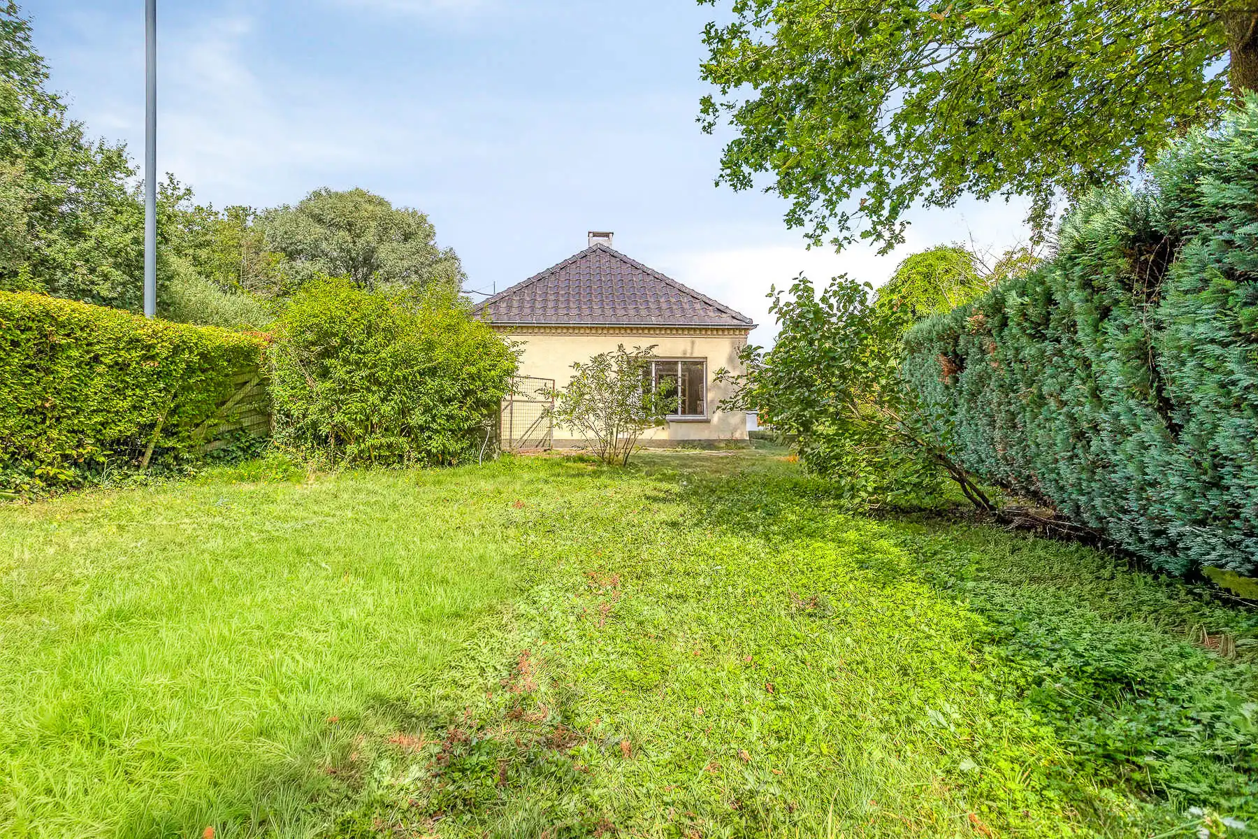 Landelijke laagbouw woning vol potentieel foto 23