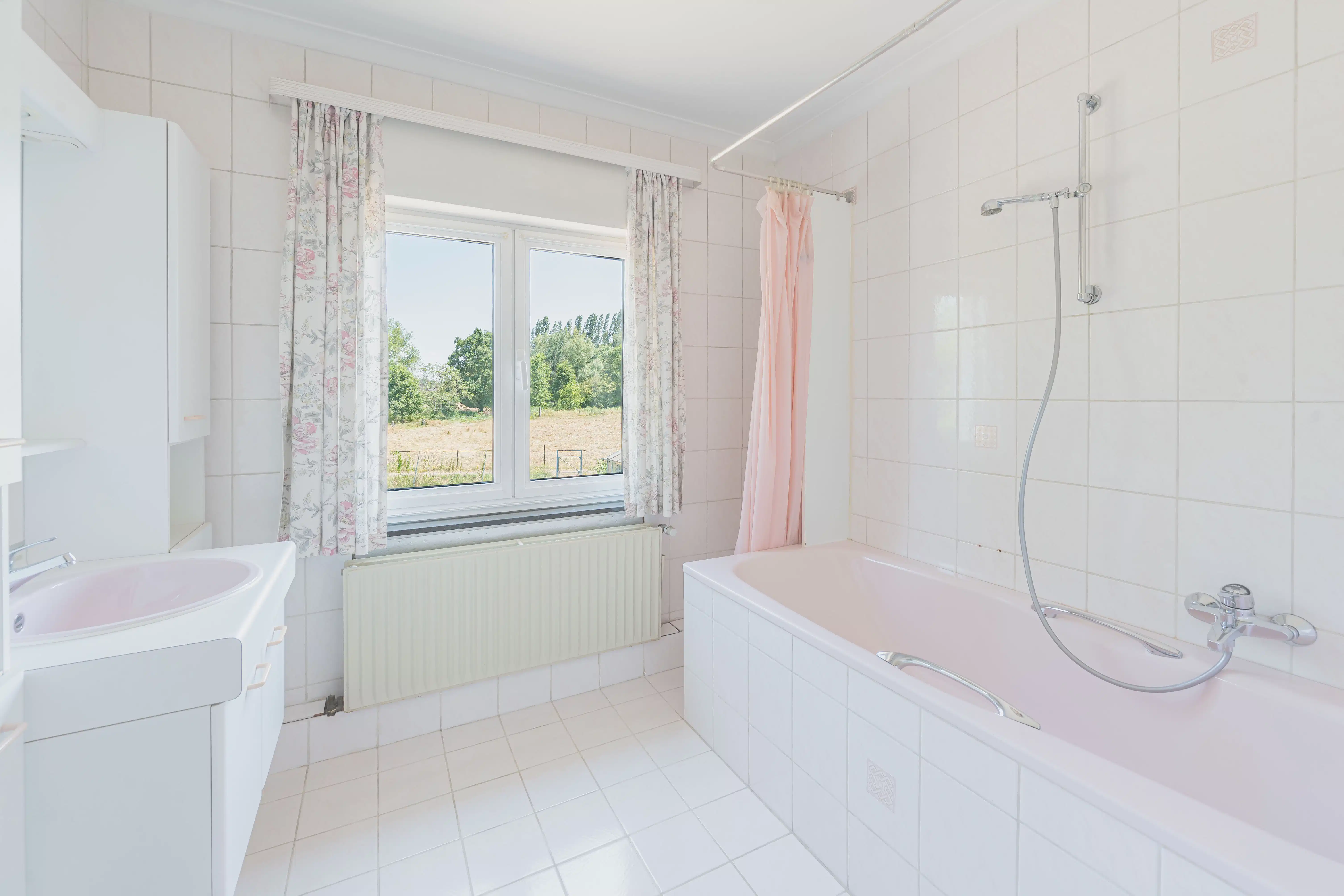 HOB op 819m² met uitzicht over weilanden, unieke ligging foto 24
