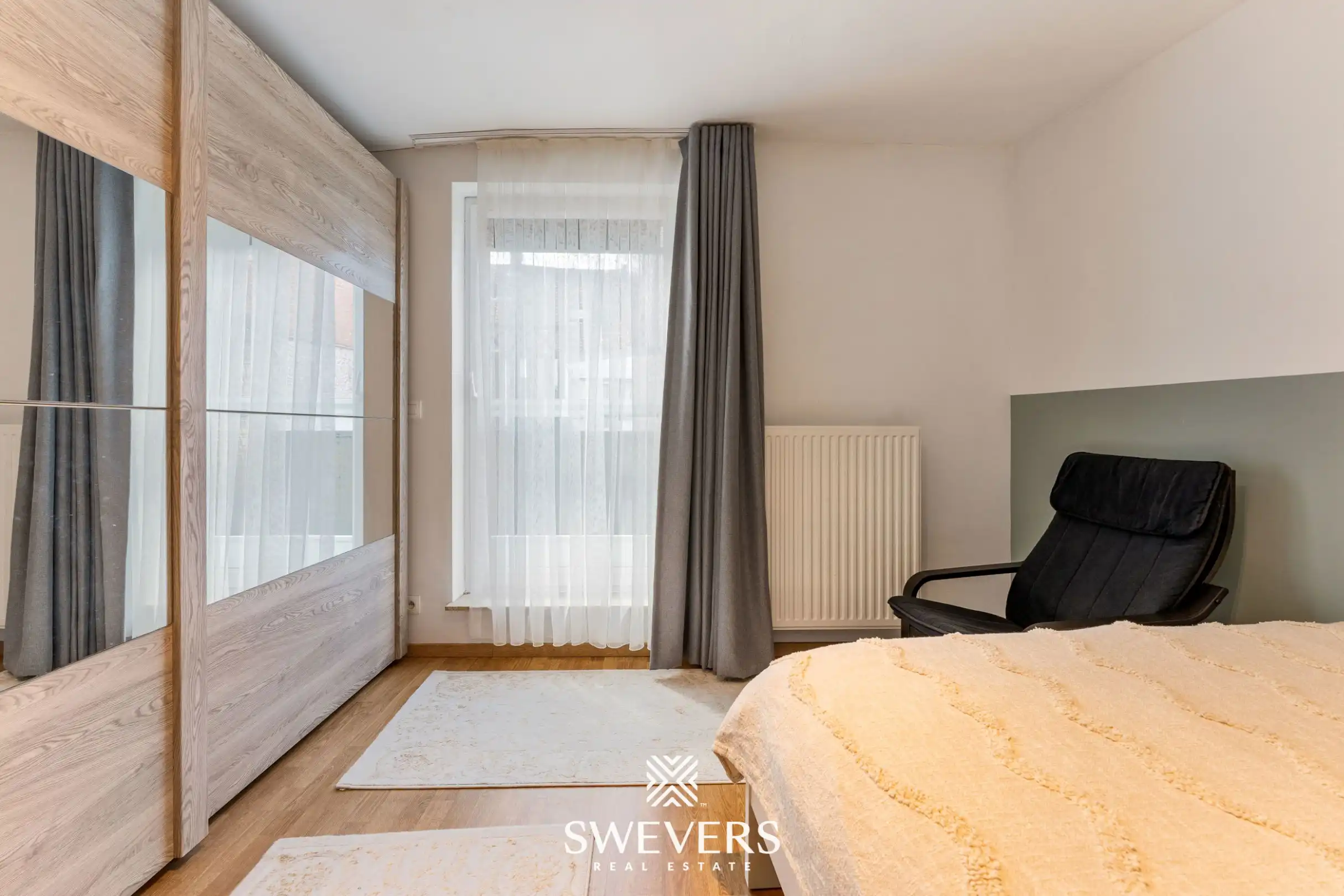 Gerenoveerd 2-slaapkamerappartement met ZW-terras vlak bij Hasselt centrum foto 22