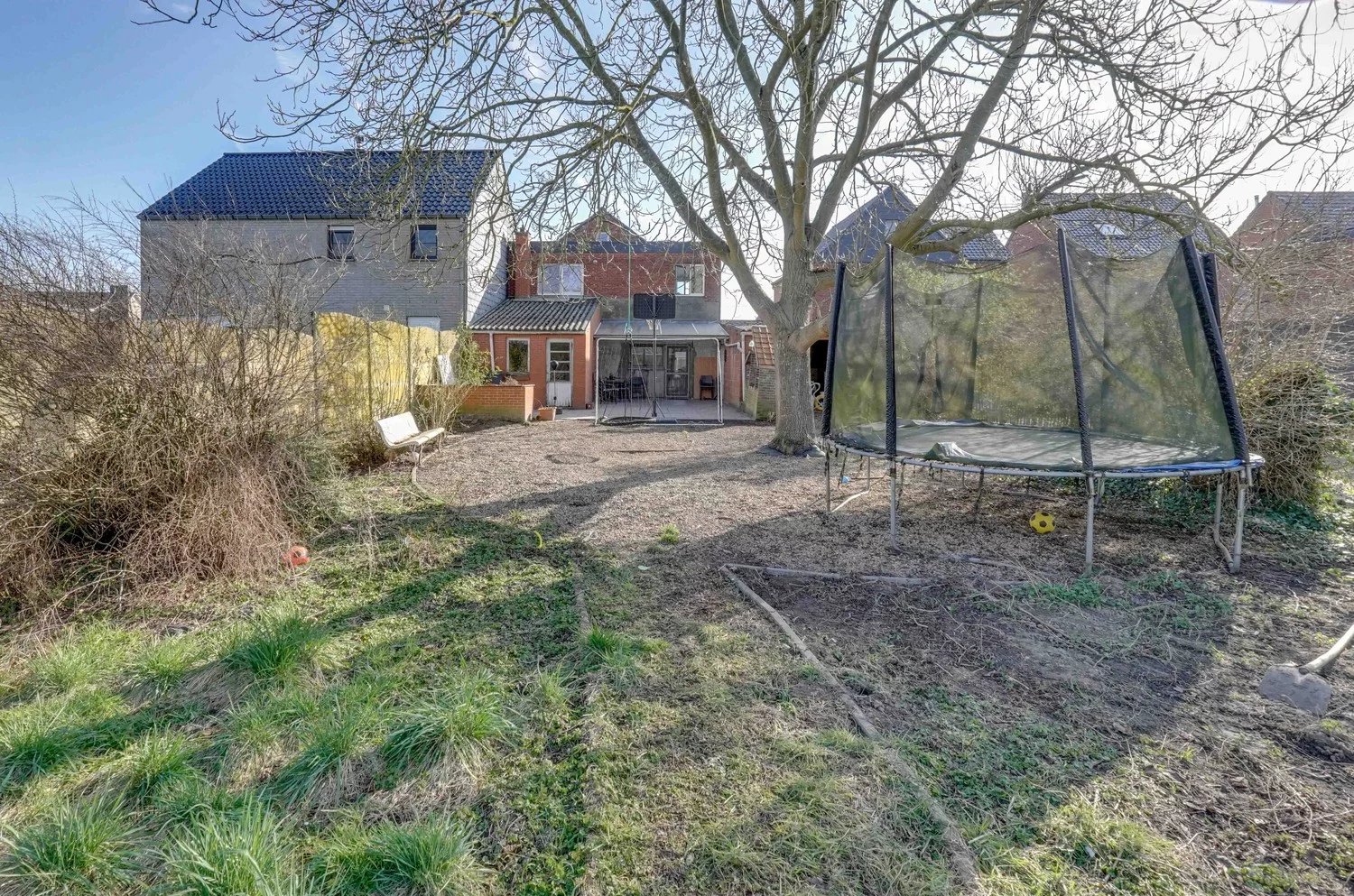 Ruime, instapklare woning op goede locatie foto 30