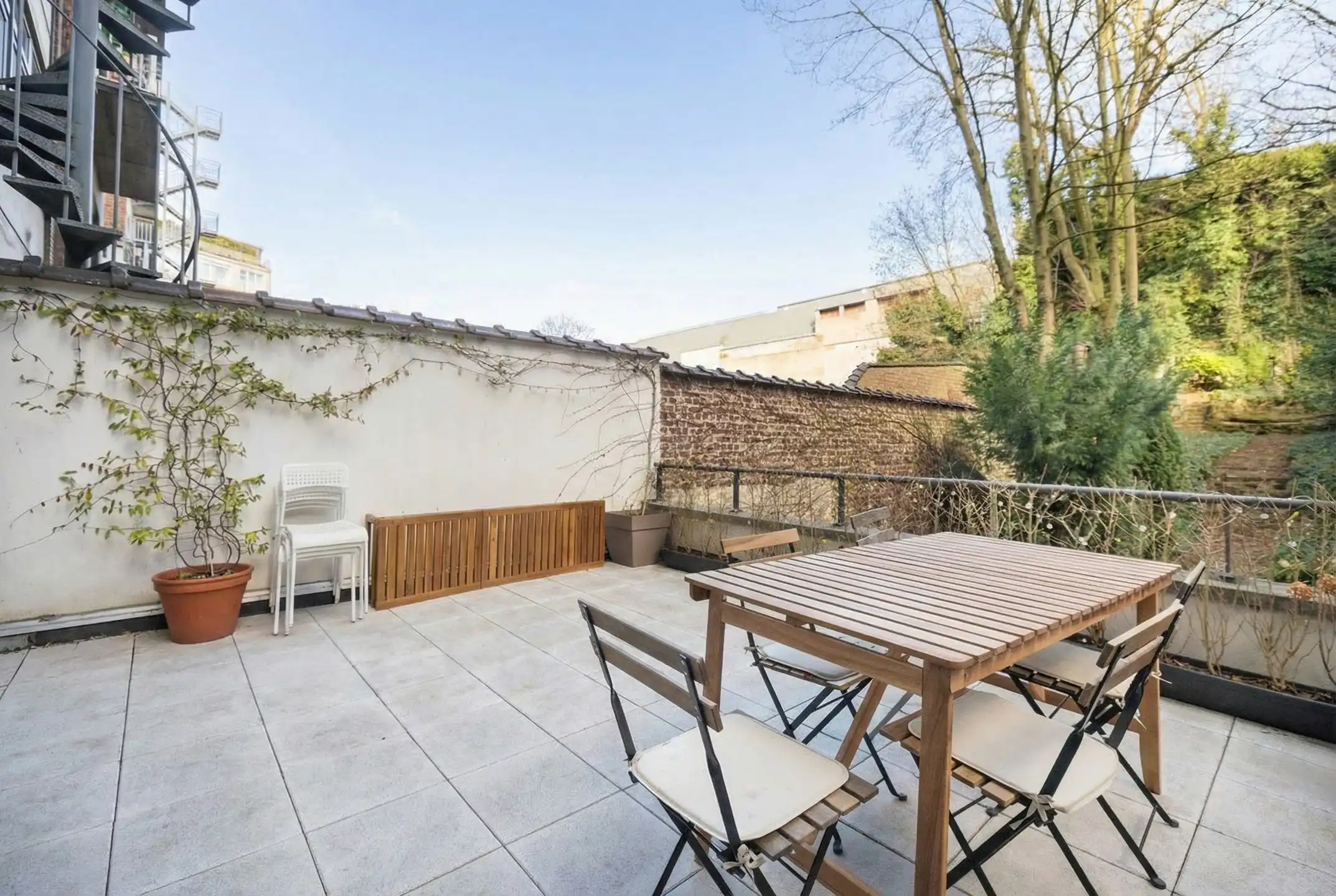 Uw cocon met terras op de Louizalaan foto 2