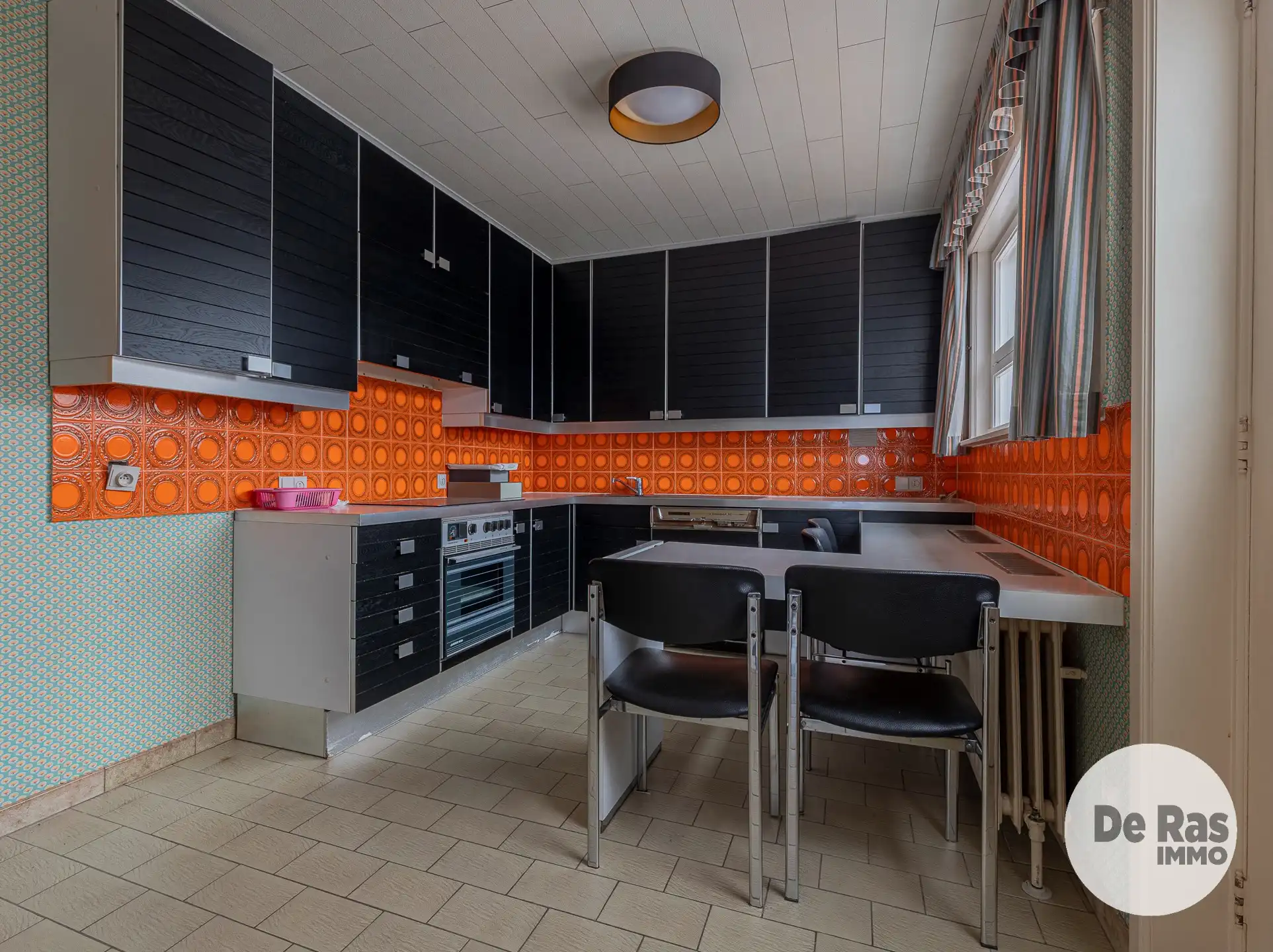 HILLEGEM - Gezinswoning met tuin  foto 4