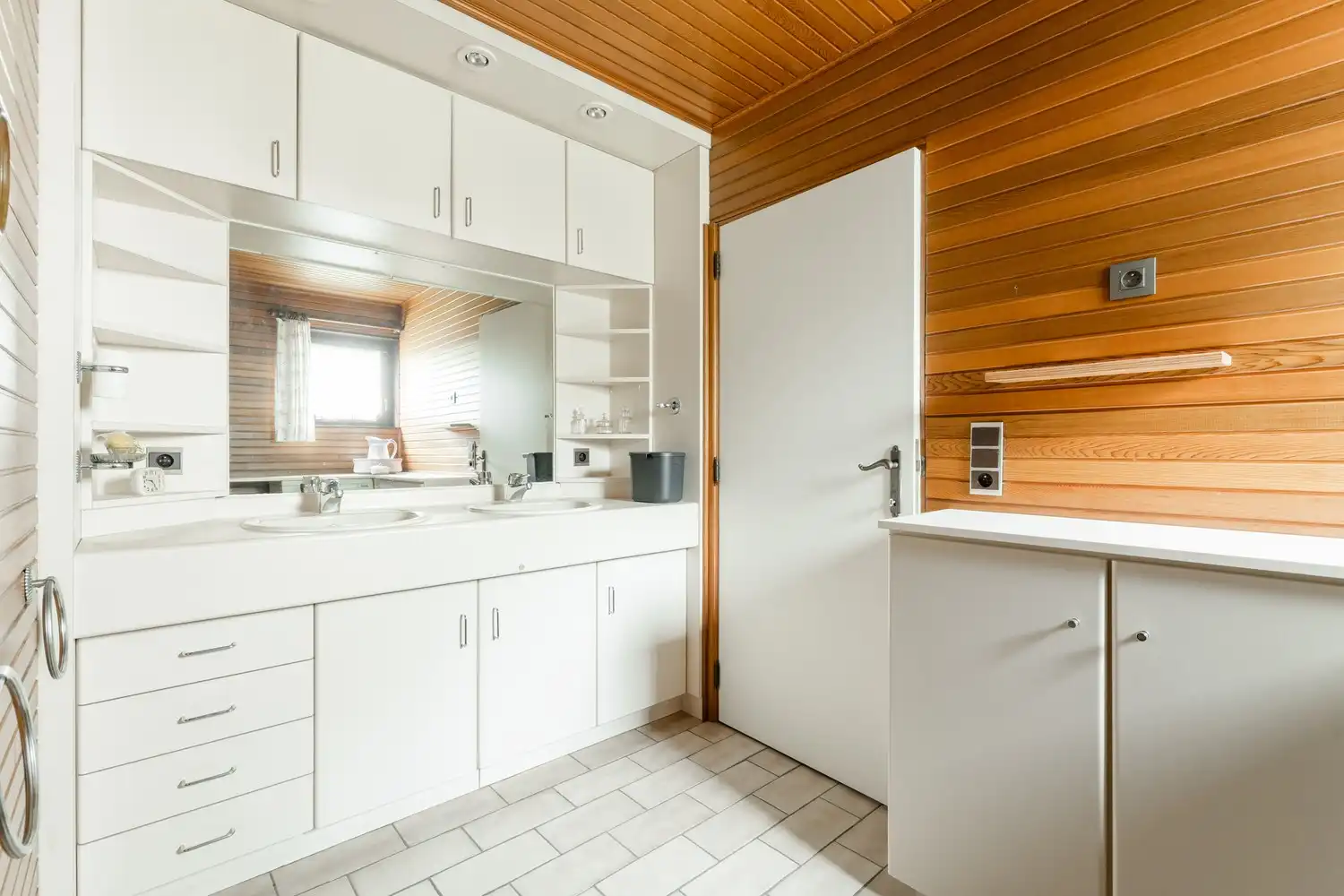 armante woning met karaktervolle architectuur in hartje Hamont-Achel - Posthoornstraat 13 foto 22