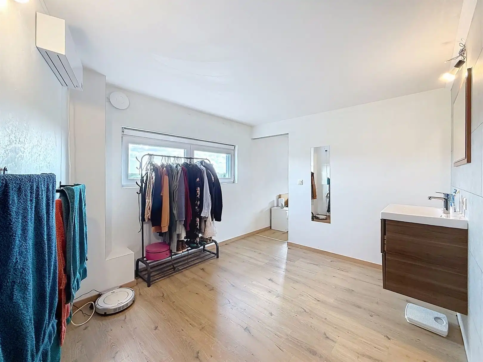 Gerenoveerde woning, 3 slpks, 2 bdks, opp 15a 80ca foto 31