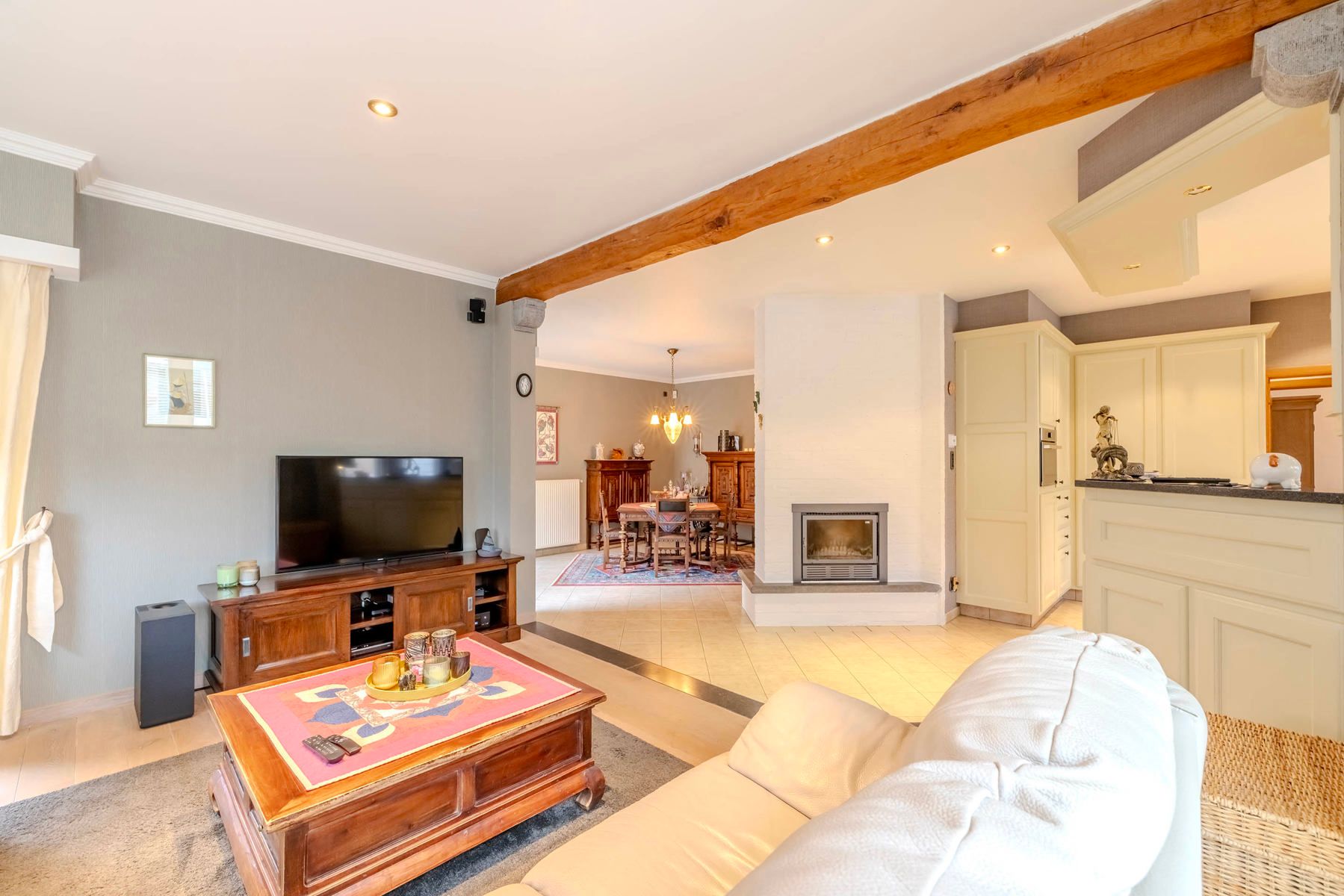 Ruime villa met 3/4 slaapkamers en verwarmd zwembad foto 7