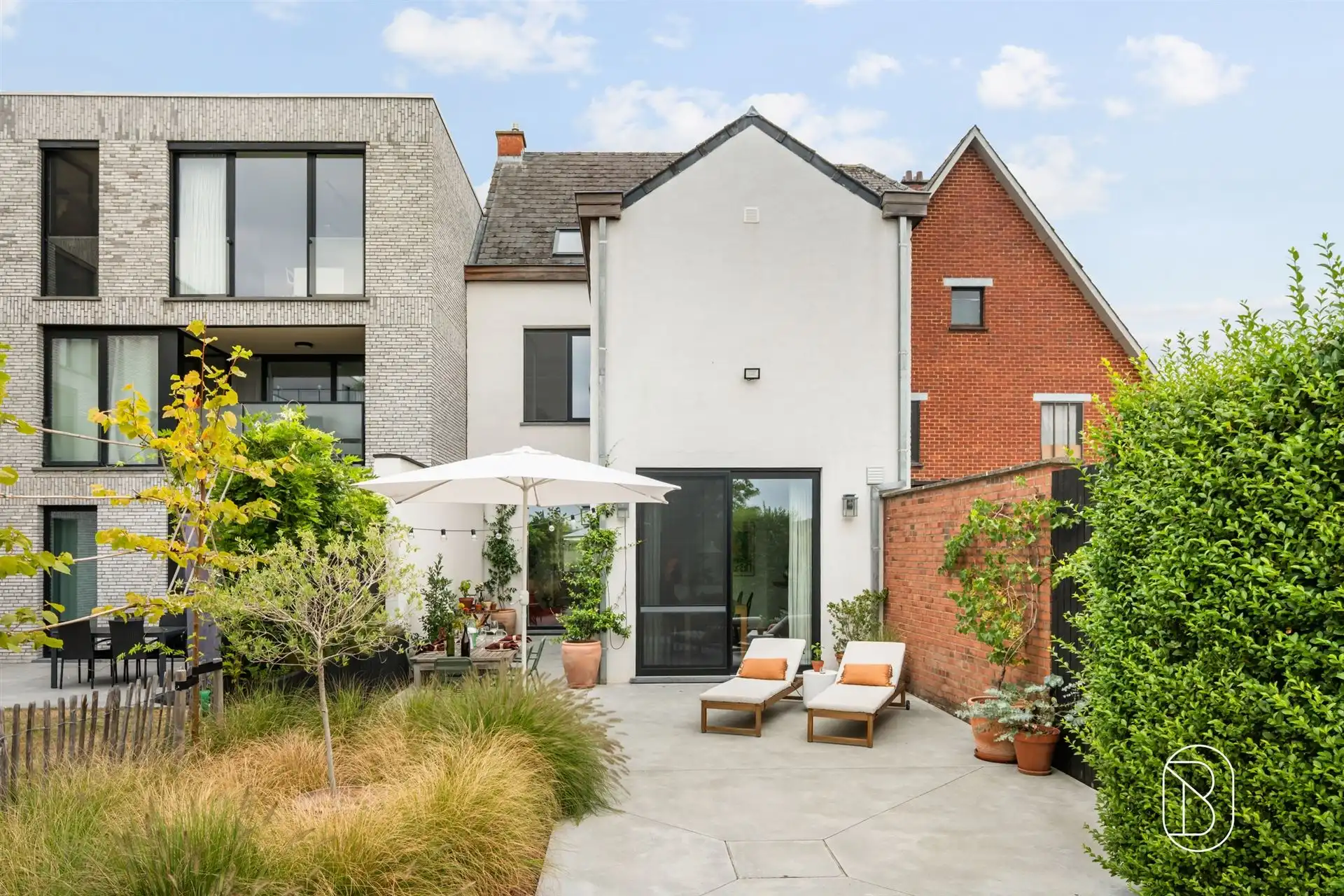 Smaakvol gerenoveerde woning met 4 slpk en gezellige tuin foto 10