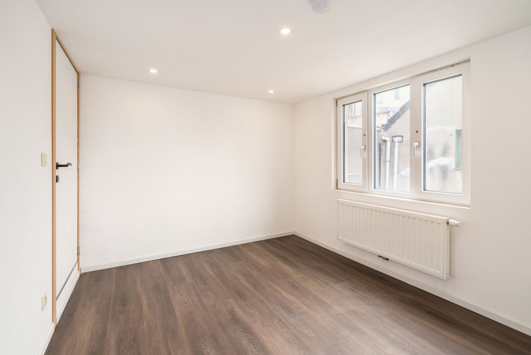 Instapklare woning met 3 slaapkamers in centrum Wetteren foto 13