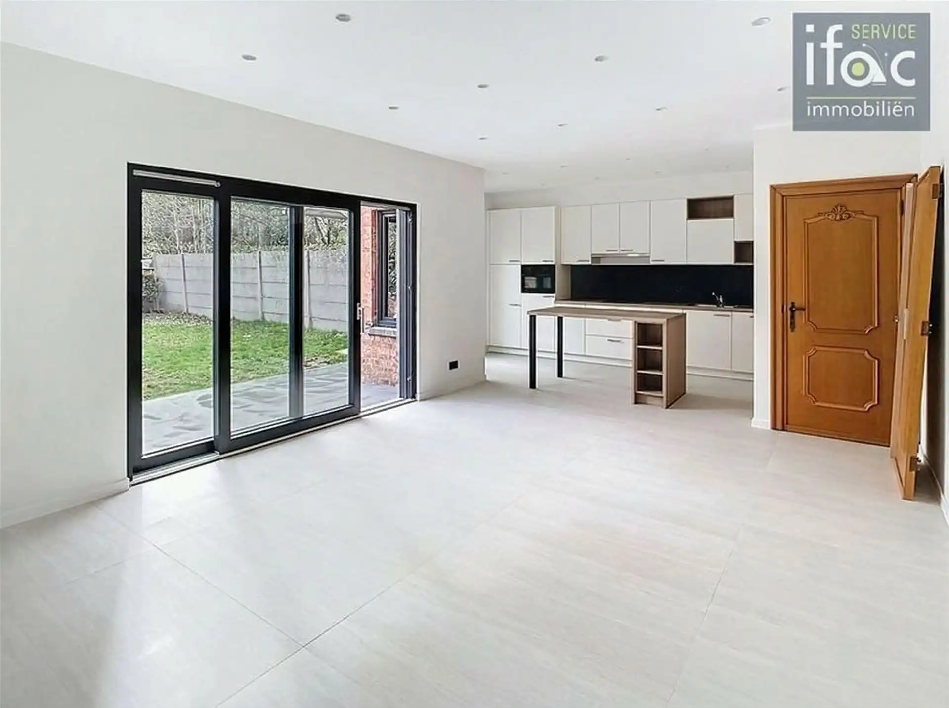 Volledig vernieuwd woning, grote garage, tuin, 3 gr slpks foto 5