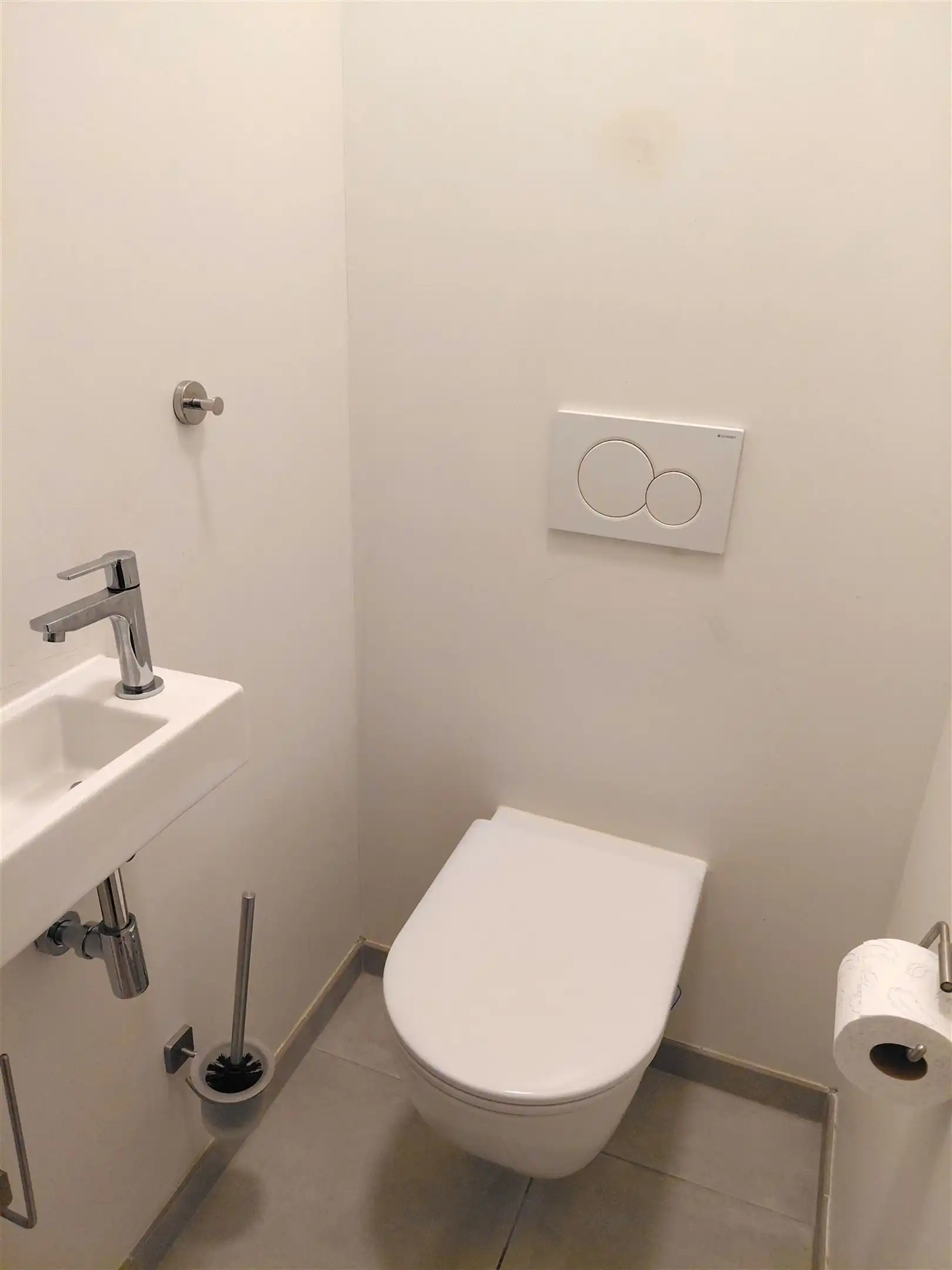 TE HUUR: Gelijkvloers appartement met 2 slaapkamers te Heusden!  foto 16
