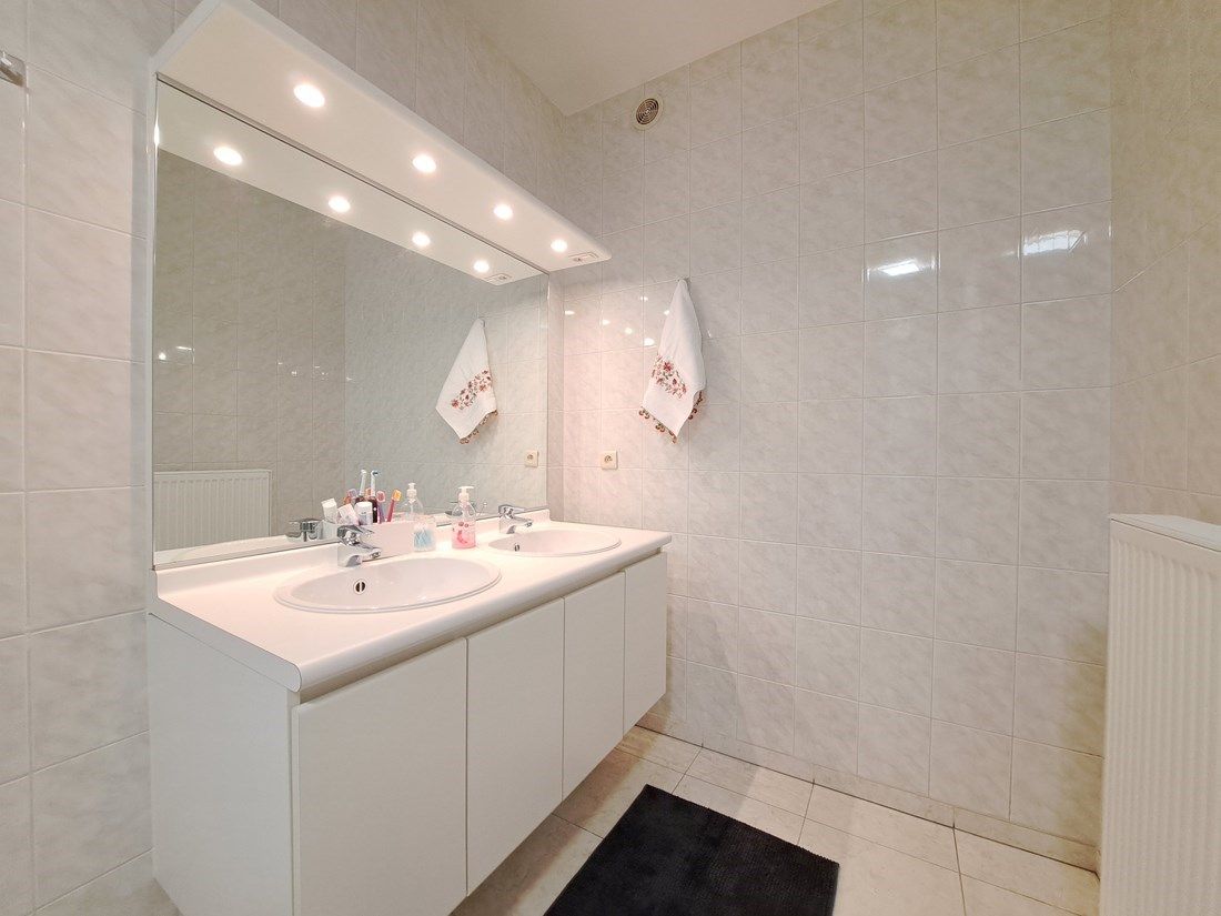 Gunstig gelegen appartement te Pelt foto 9