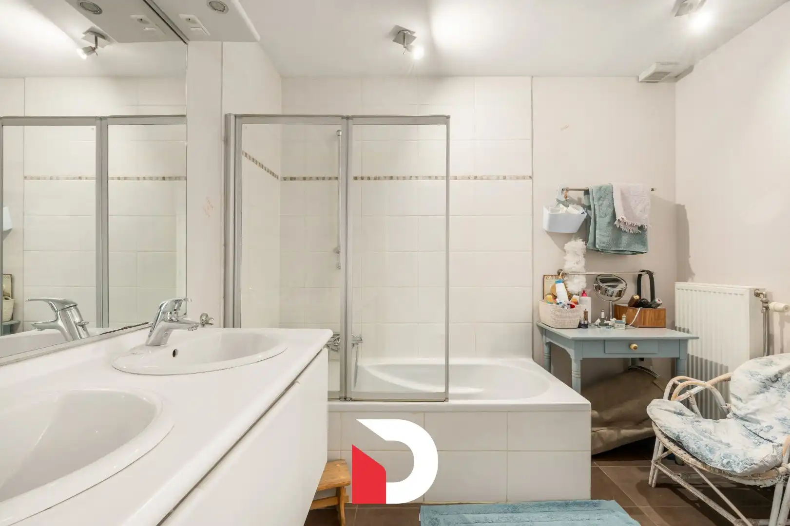 Schitterende instapklare stadswoning met 4 slk en stadstuin in rustige omgeving foto 13