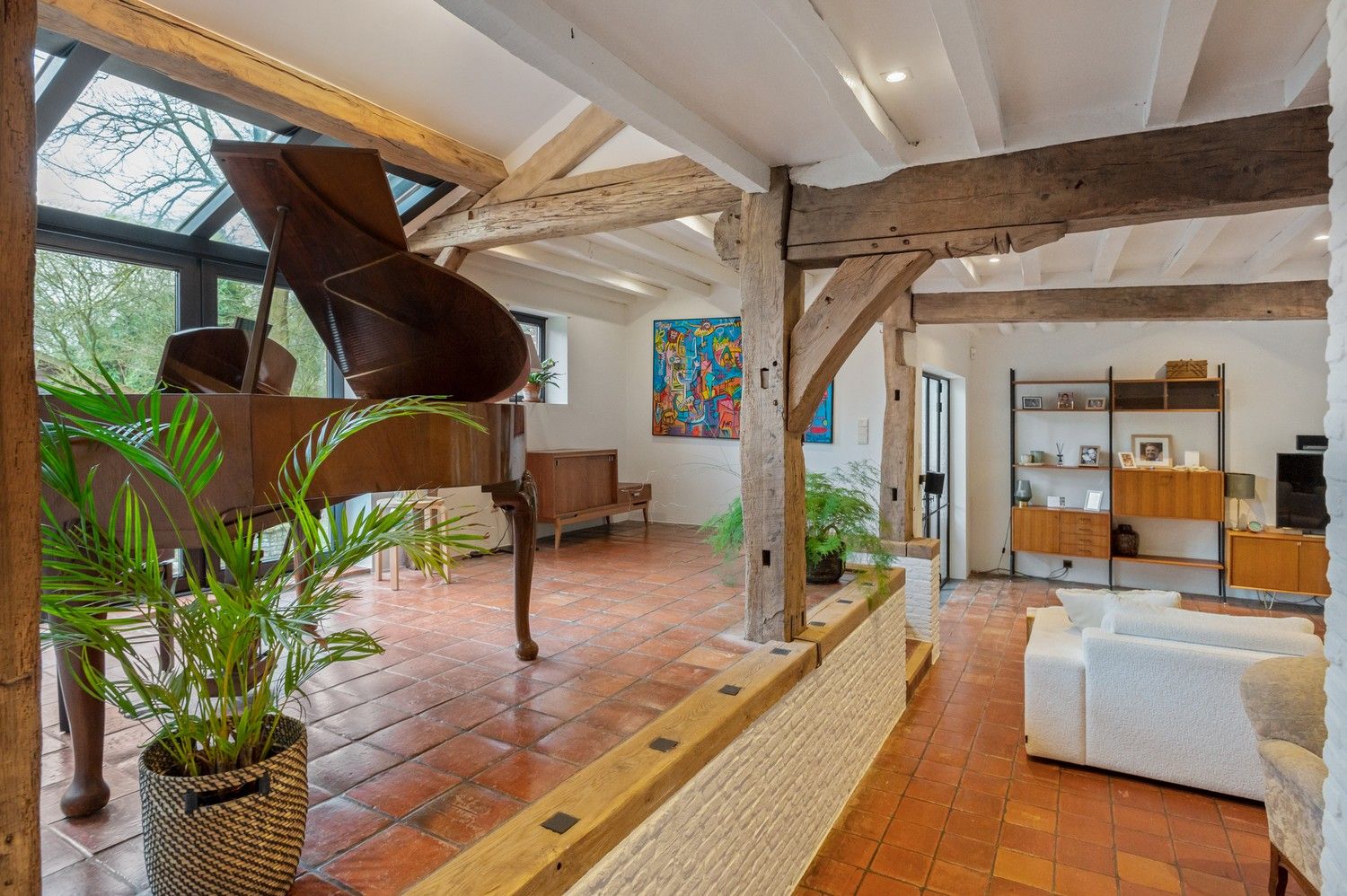Charmante hoeve met 4 slaapkamers op een riant perceel! foto 3