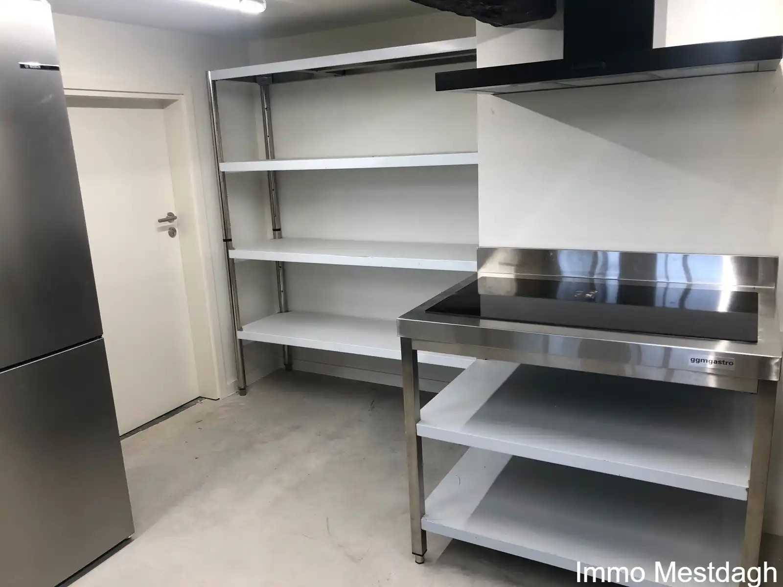 Volledig gerenoveerde horecazaak verbonden aan het Amandinamuseum.   foto 9