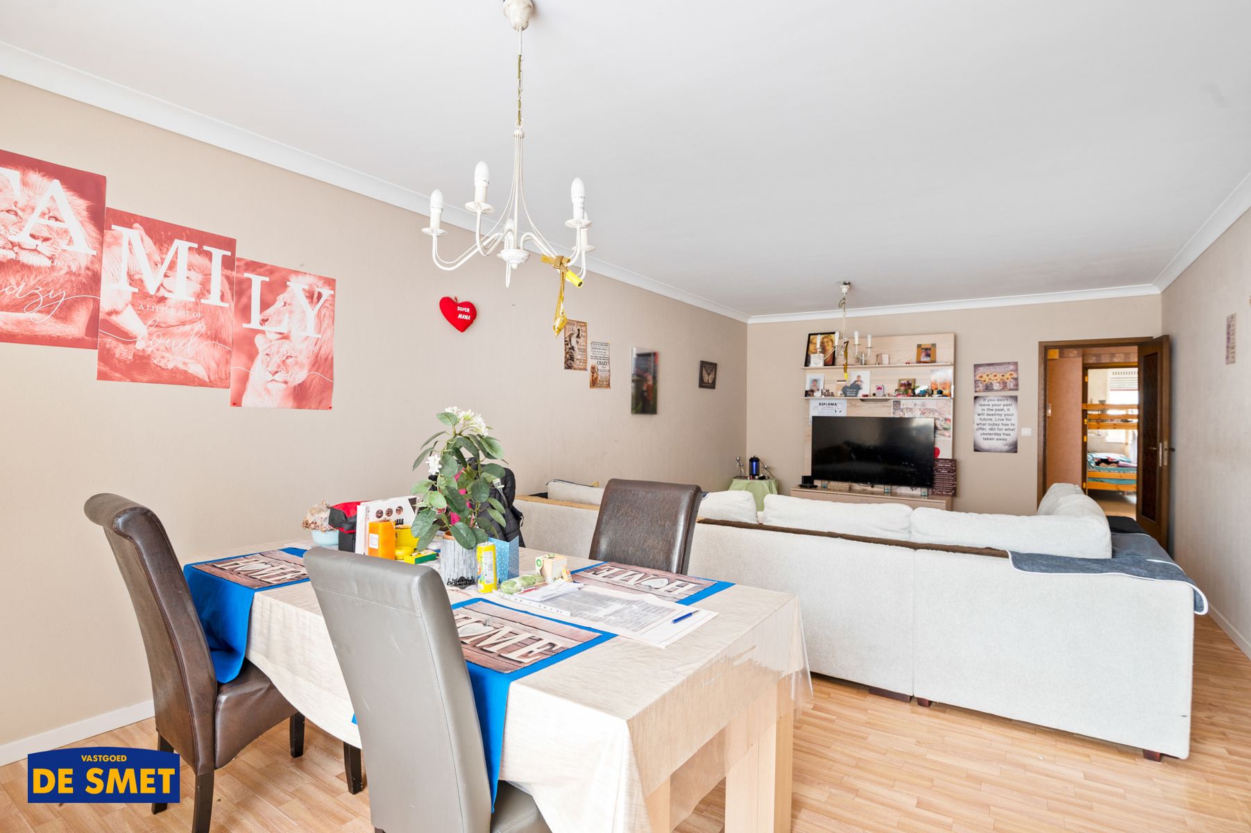Appartement met lift, twee terrassen en autostaanplaats foto 4