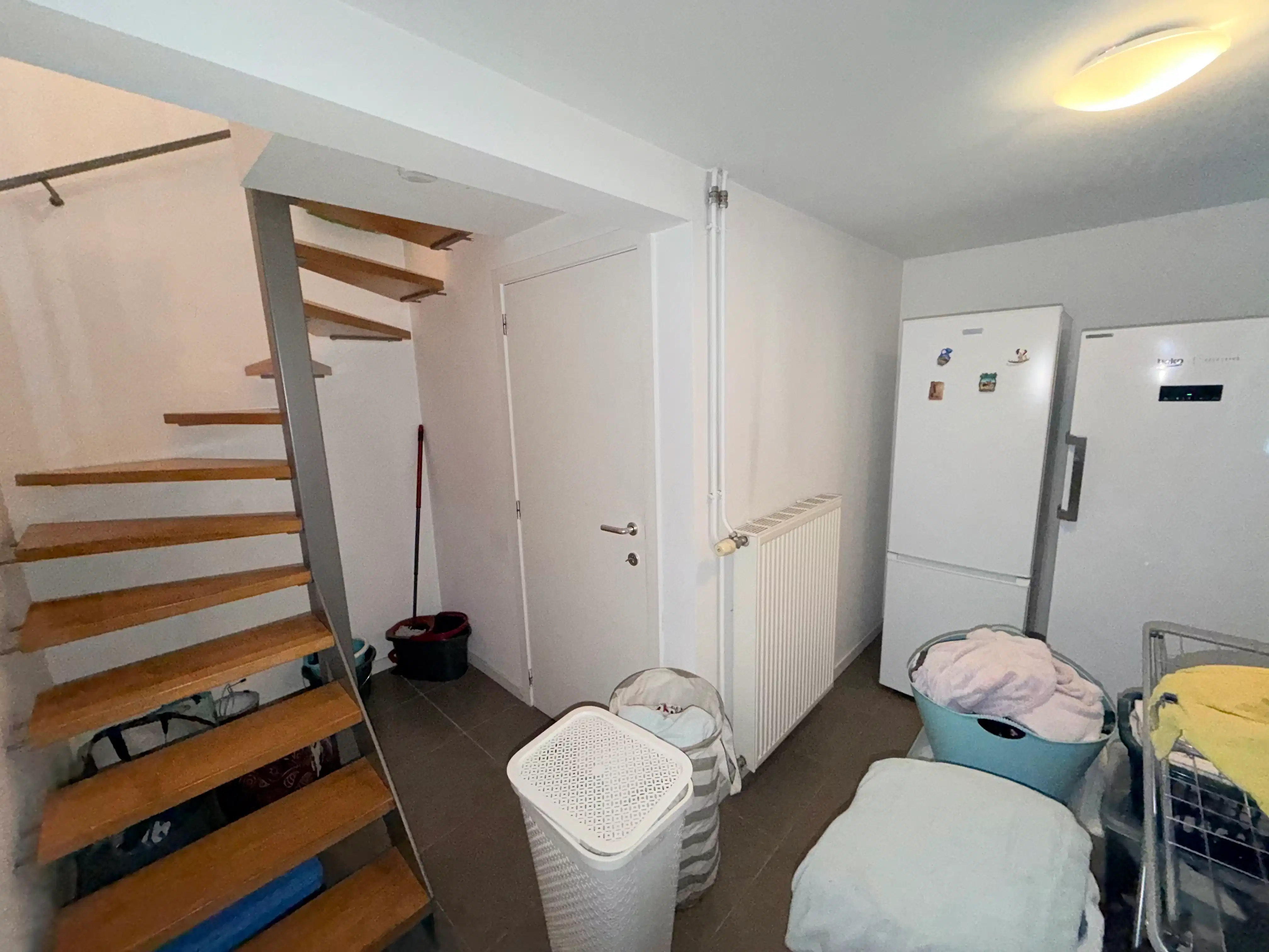 Genk, Vennestraat 387 bus 1: Gezellige duplex met 2 slaapkamers, een bureau en kelderberging. foto 10