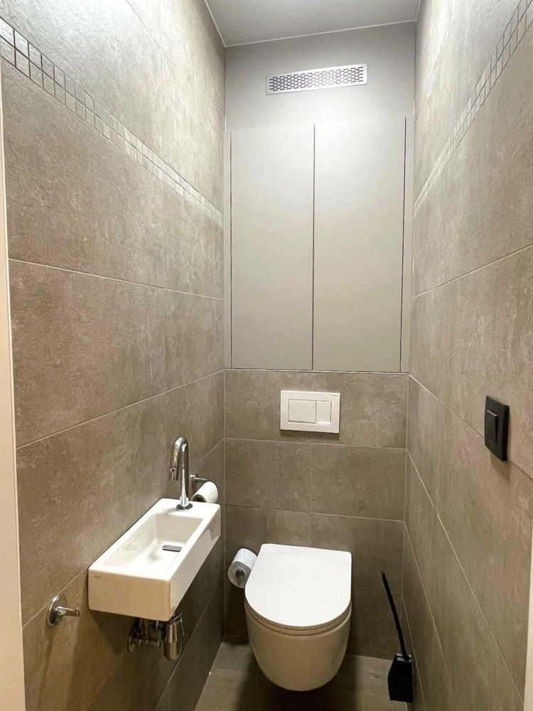 Prachtig afgewerkt en energetisch gerenoveerd gelijkvloers appartement op topligging met grote kelder en twee autostaanplaatsen foto 11