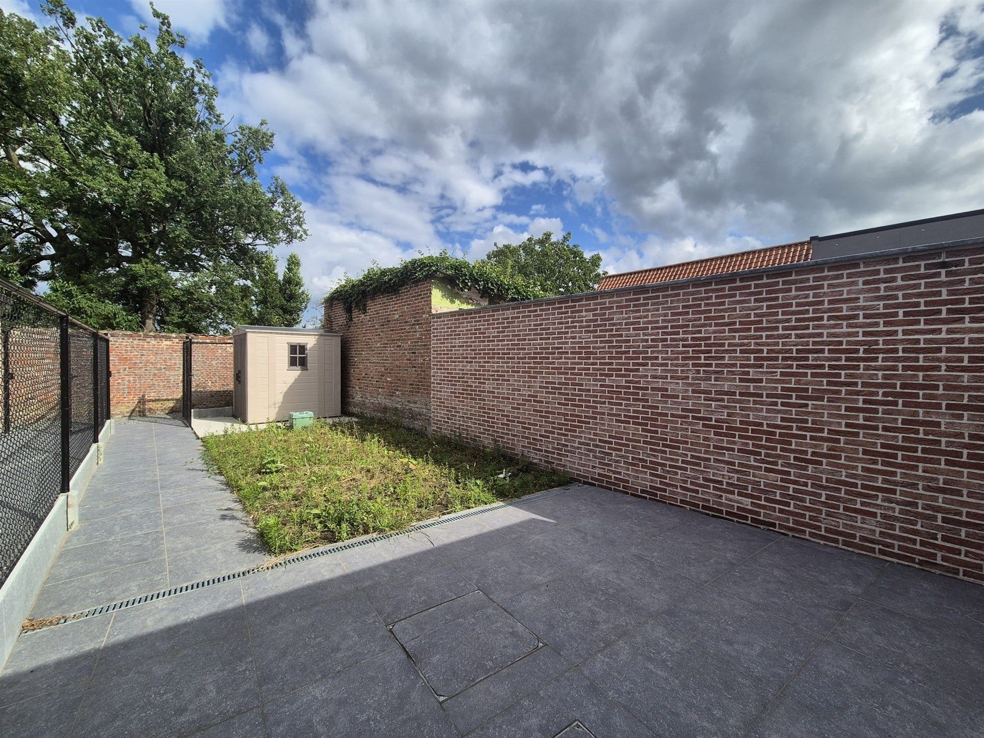 Zeer energiezuinige woning met 2 slaapkamers en tuin. foto 10